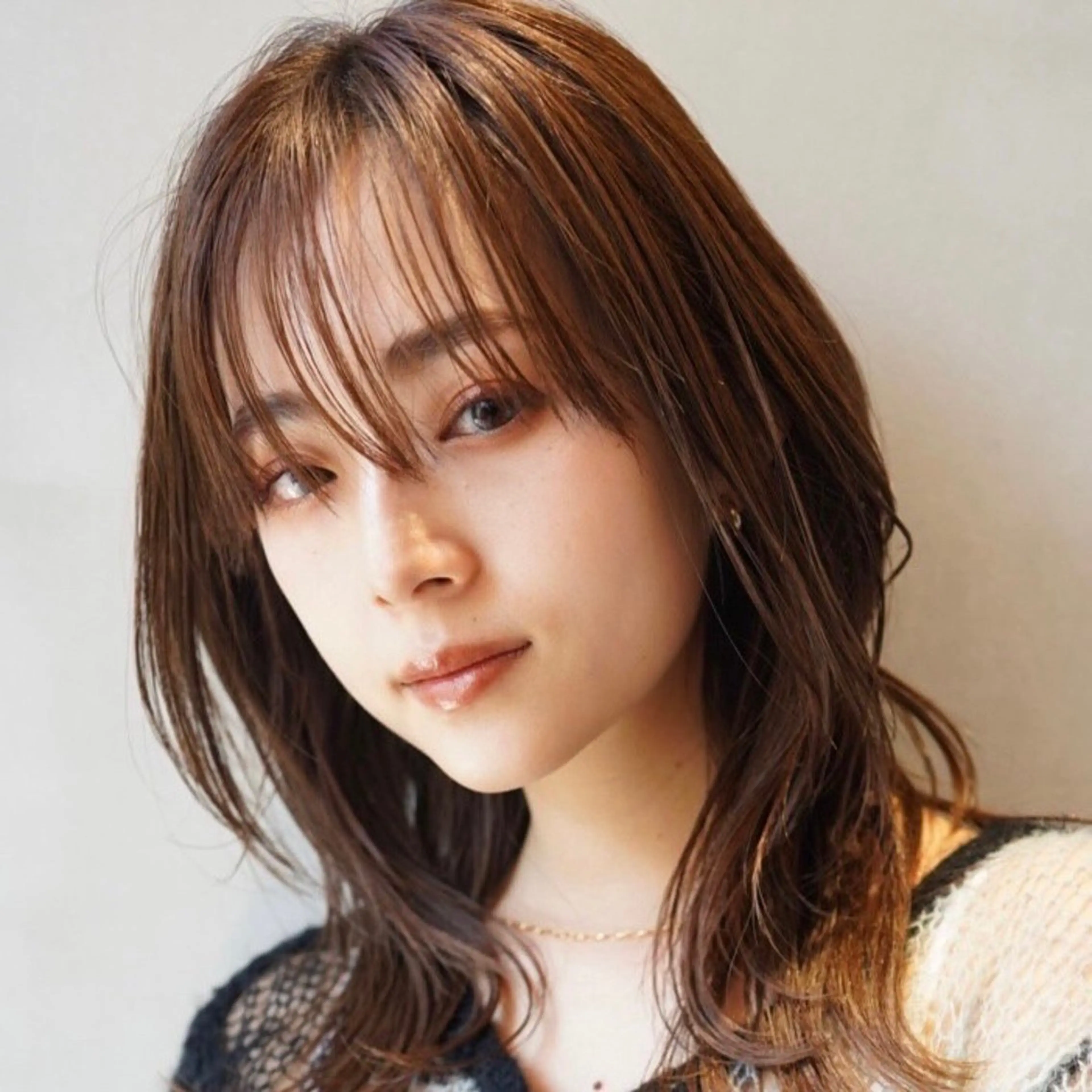 ロング カラー カット センターパート/ 暖色カラーayuのヘアスタイル