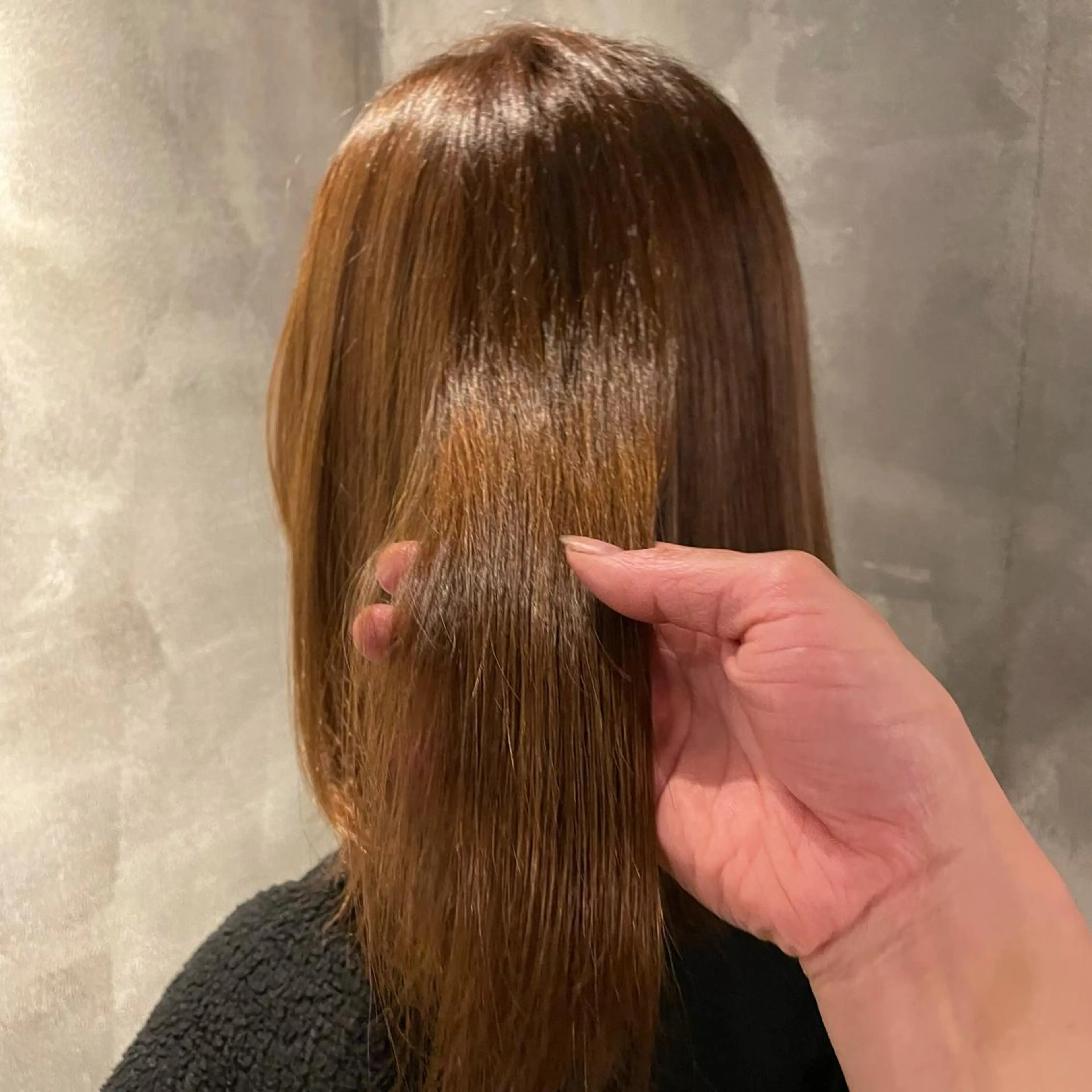 ミディアム 似合わせカラー / レイヤーMADOKAのヘアスタイル