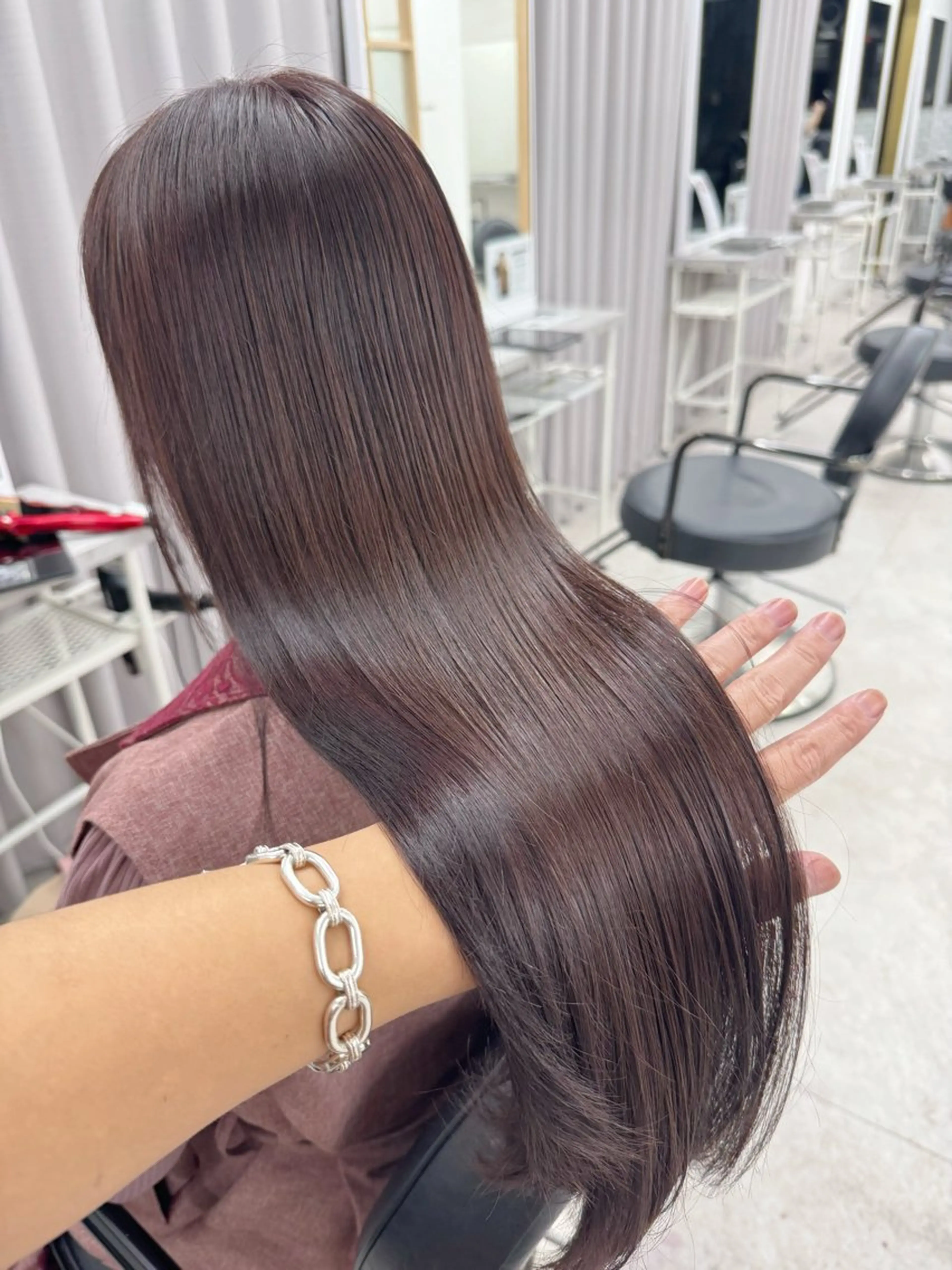 セミロング カラー レッドカラー 髪質改善 カット ヘアカラー トリートメント ヘッドスパ fhami 店長 髪質改善　DAITOのヘアスタイル