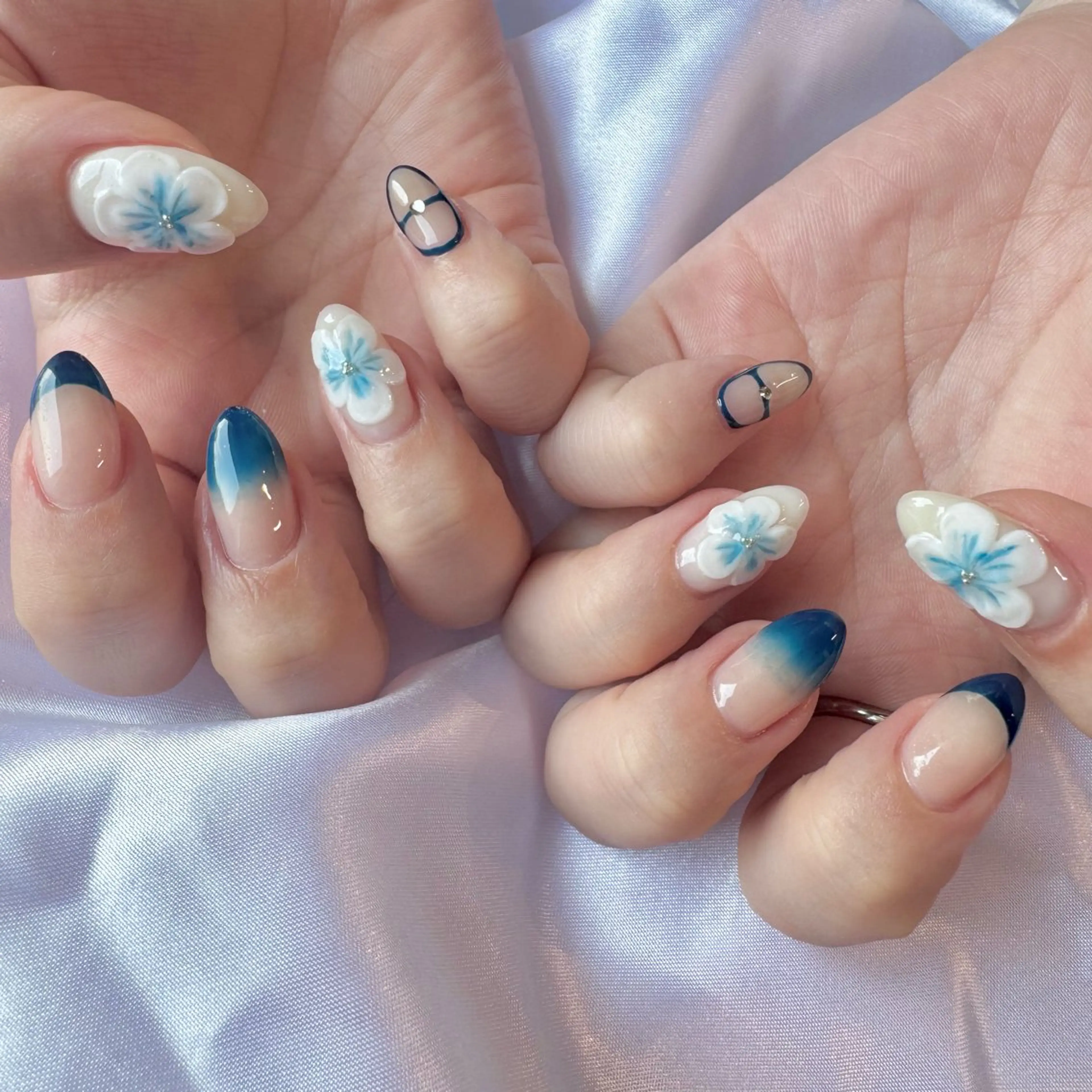 ネイル フラワーネイル ハンドネイル nail salon e'mu💐のネイルデザイン