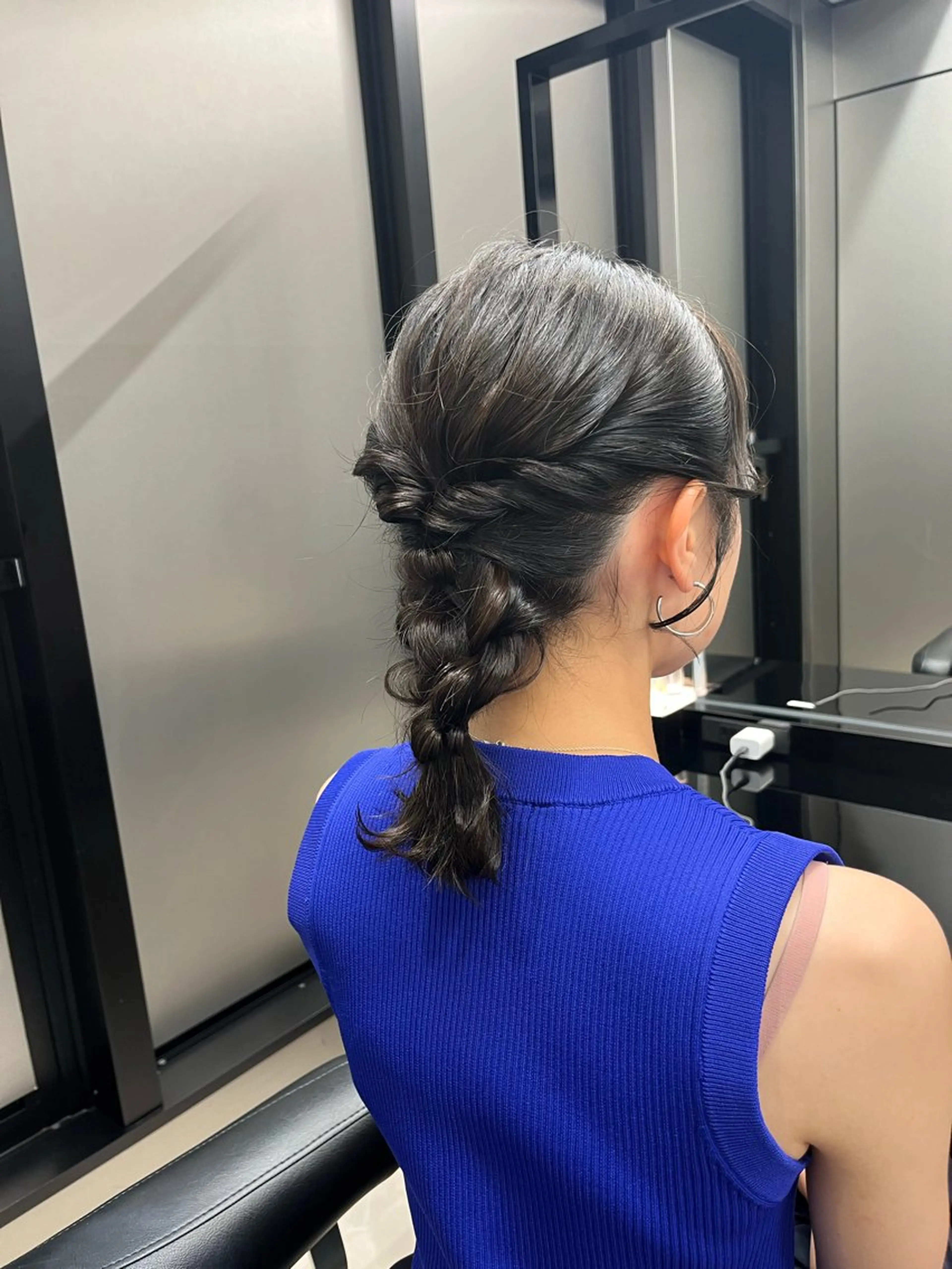 ミディアム ヘアアレンジ ウスイマイコ カット/ケアカラーのヘアスタイル