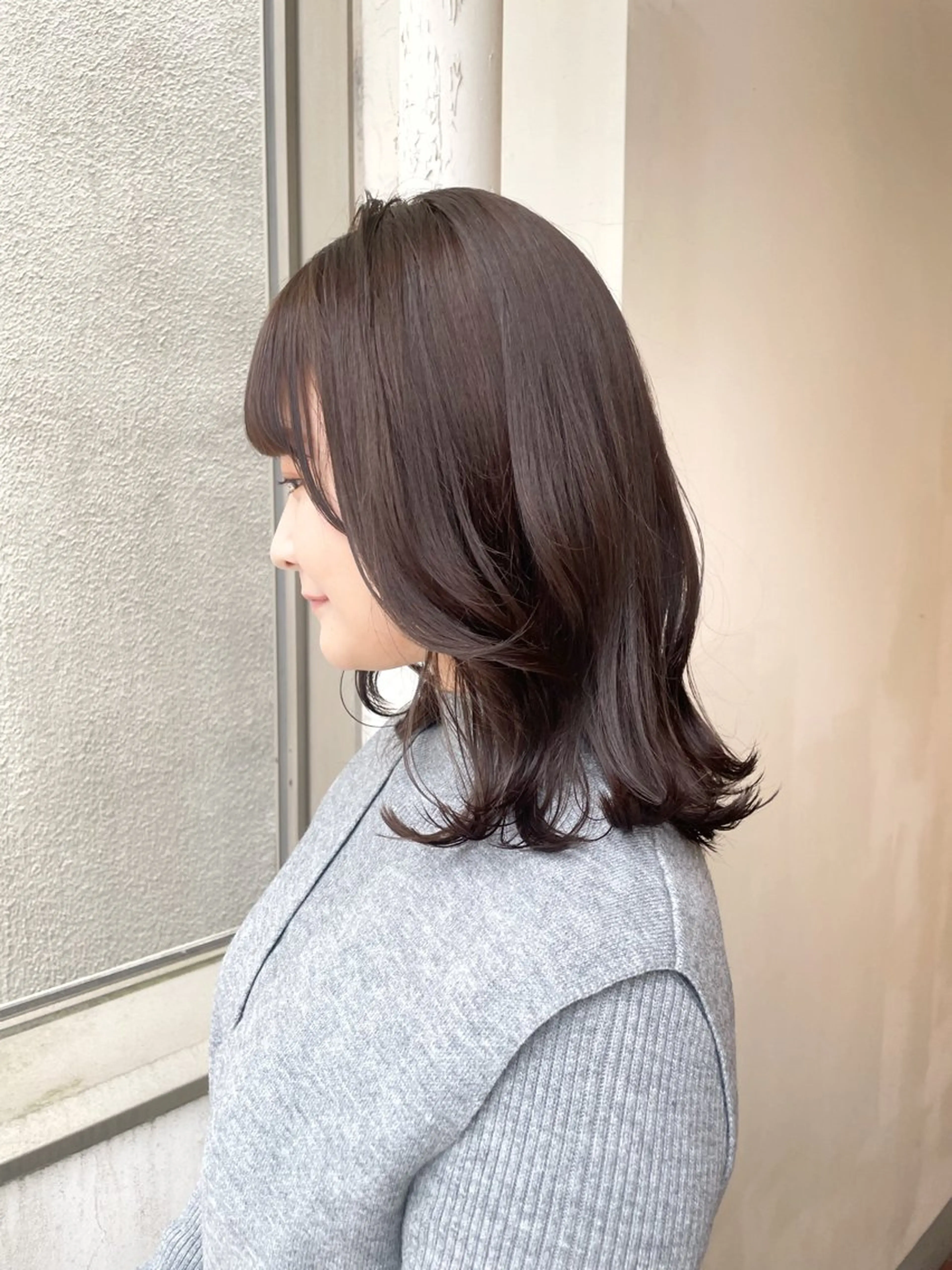 ミディアム カラー グレージュ オリーブカラー 韓国風ヘア レイヤーカット カット ヘアカラー トリートメント ヘッドスパ ヘアセット ✨透明感ケアカラー✨ 長野ゆきなのヘアスタイル