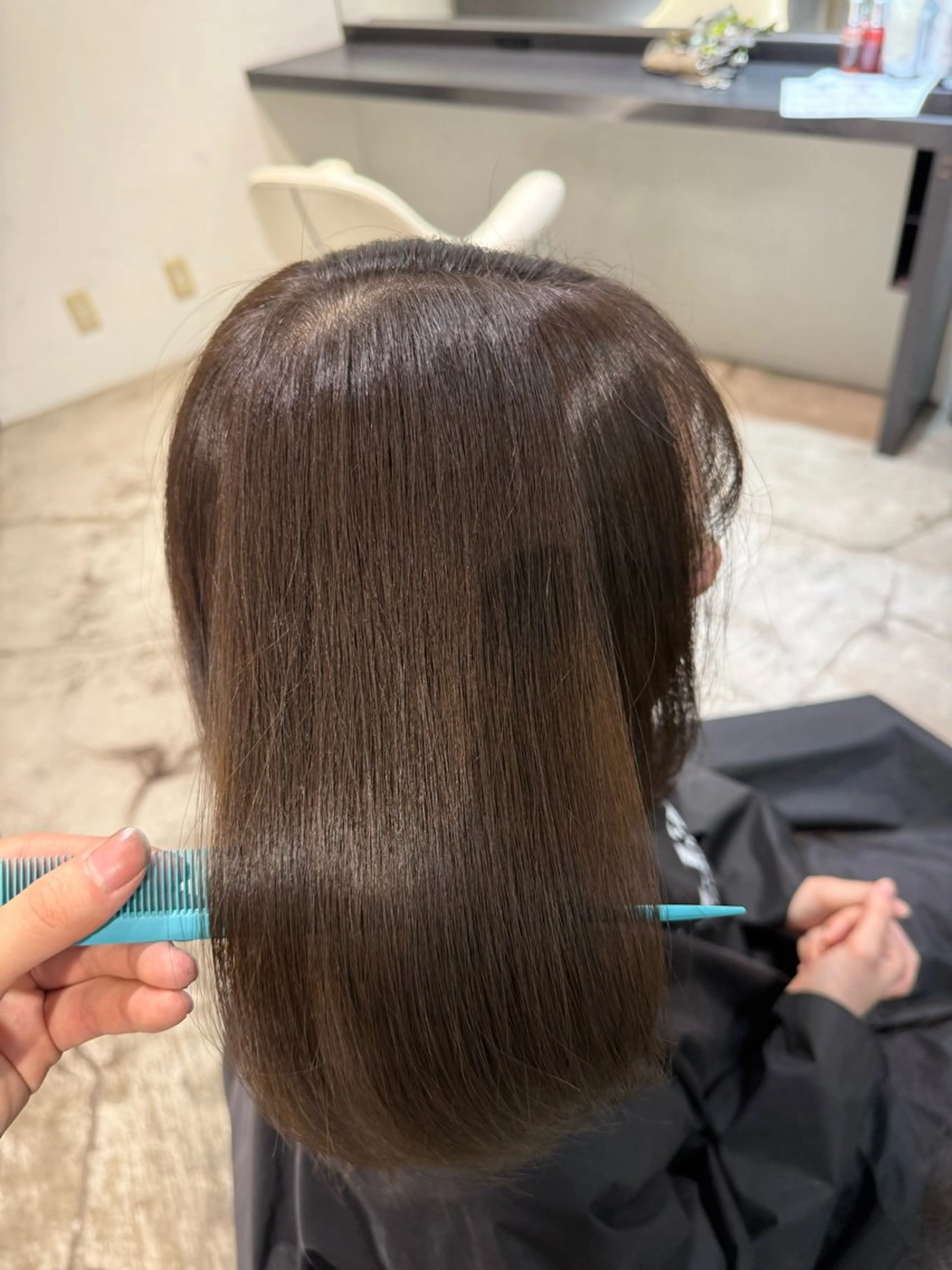 カラー オリーブカラー ヘアカラー トリートメント 🌈レイヤーカット/ ハイトーン🌈タクマのヘアスタイル