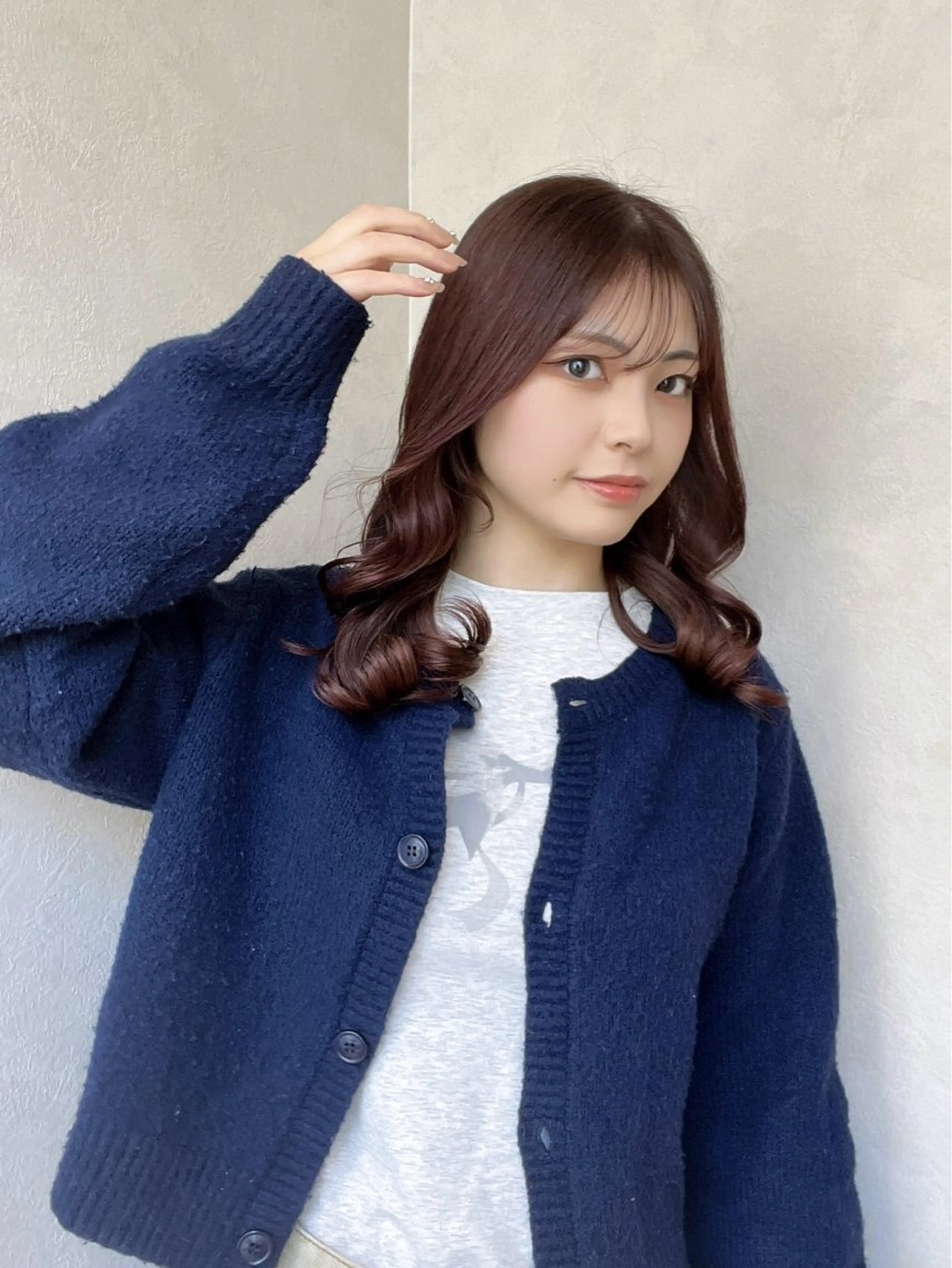 ミディアム 濱野 梨奈のヘアスタイル