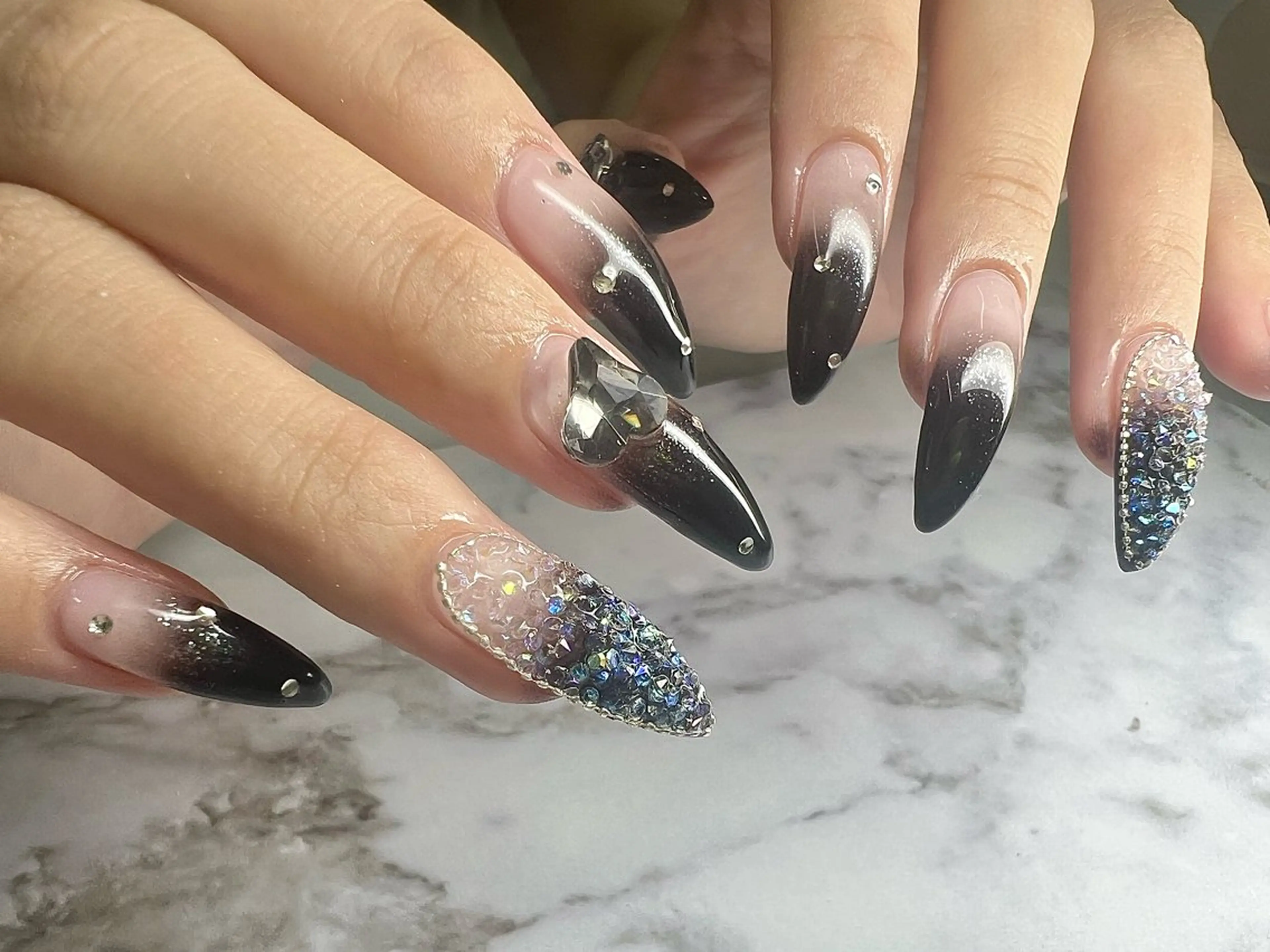 ネイル ハンドネイル nail salon   BONO所属・nail salon アトリエBONOのネイルデザイン