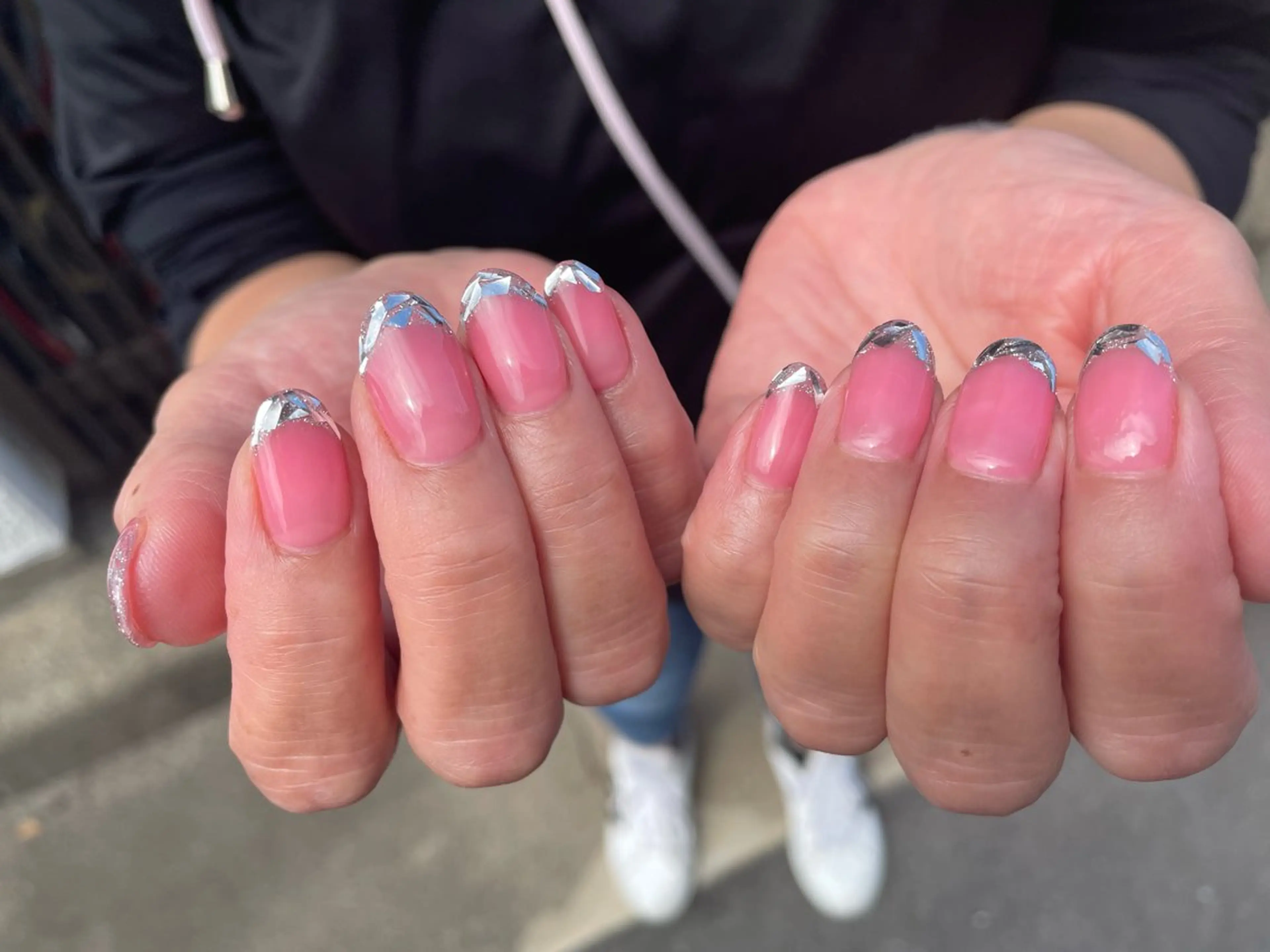 ネイル フレンチネイル ガラスフレンチ ハンドネイル alma (アルマ)のネイルデザイン