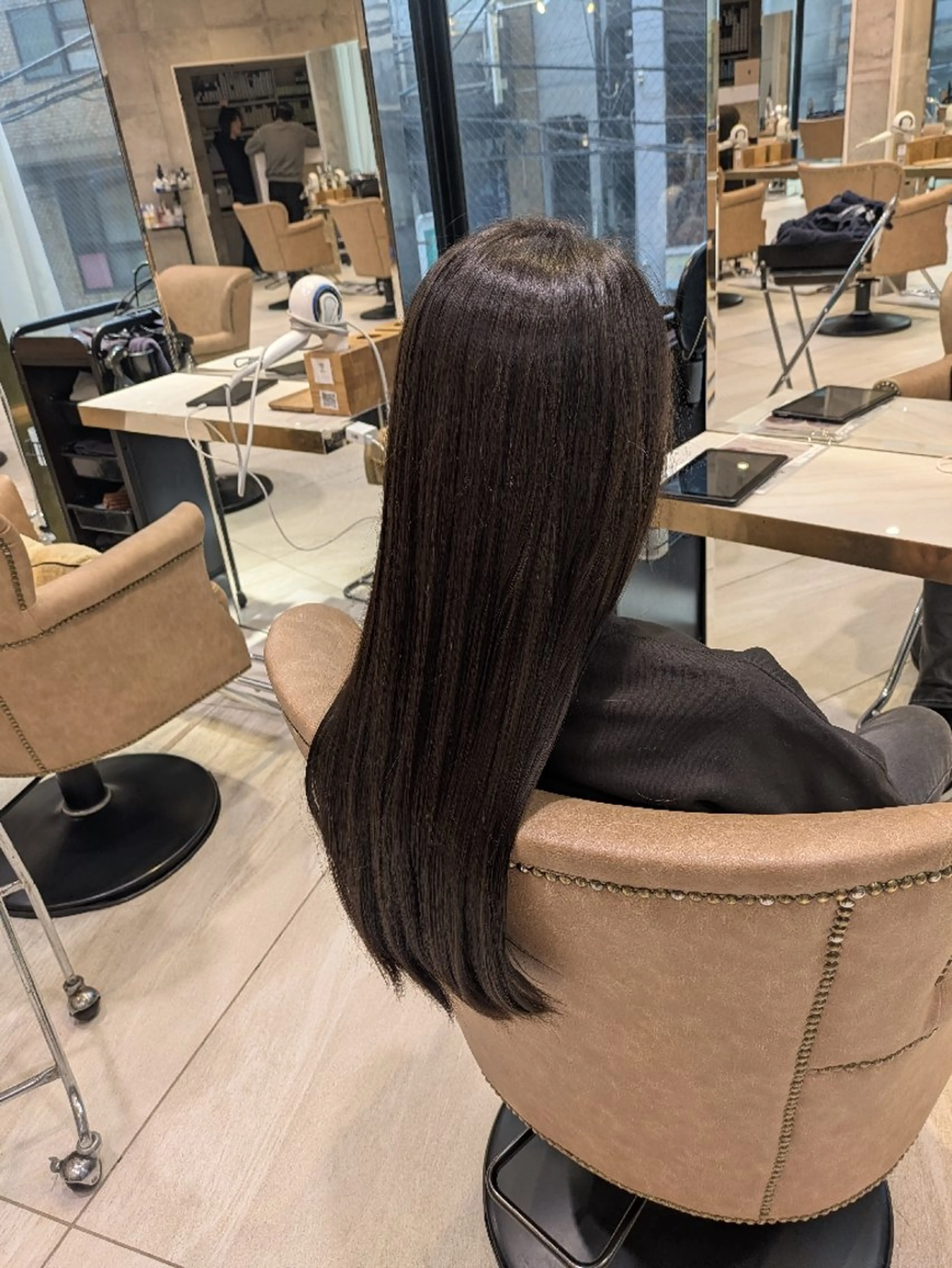 ロング 山嵜 菜織のヘアスタイル