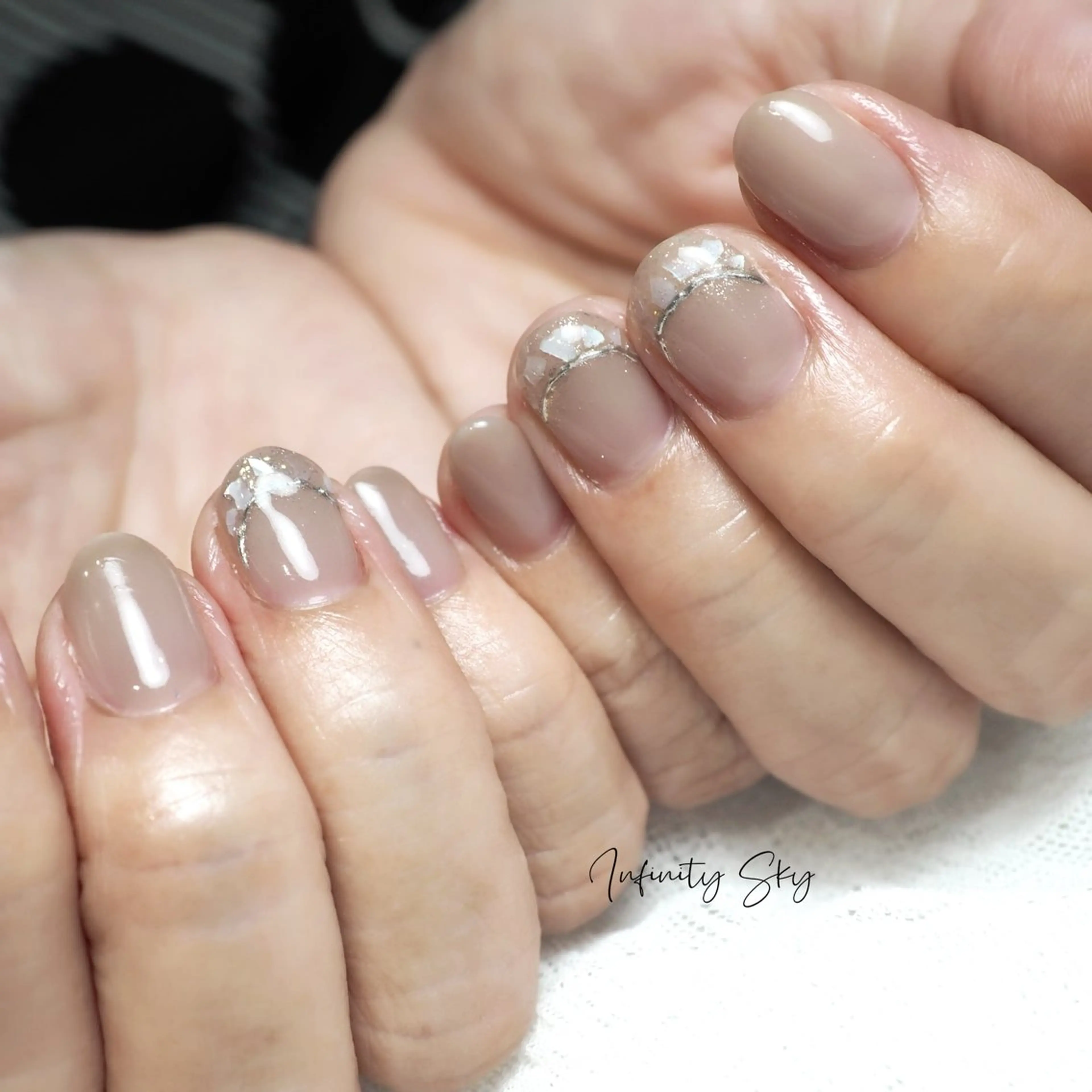 ネイル フレンチネイル ガラスフレンチ キラキラネイル オフィスネイル シンプルネイル ハンドネイル infinity skyのネイルデザイン