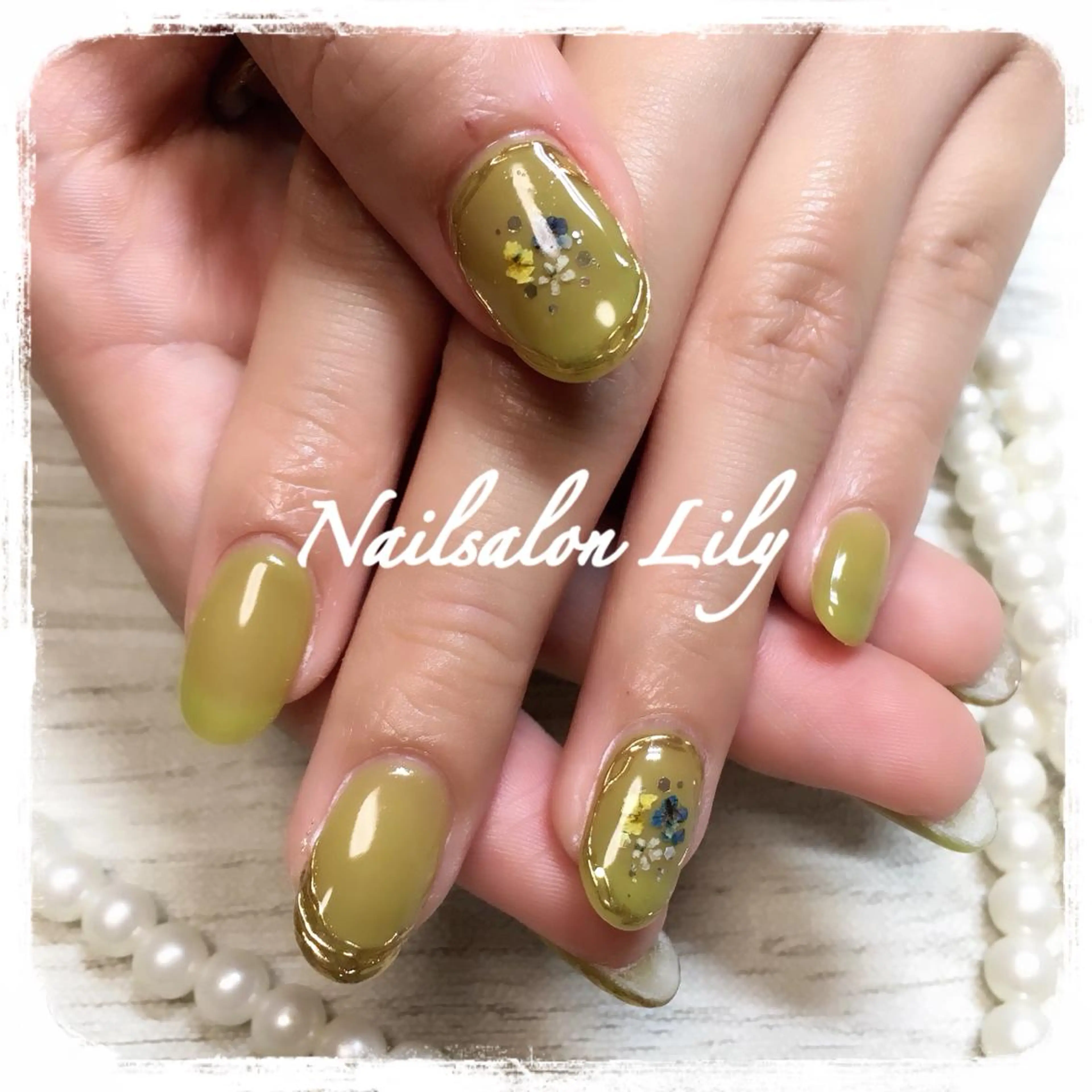 ネイル Lily*nail 🌻Mii🌻のネイルデザイン