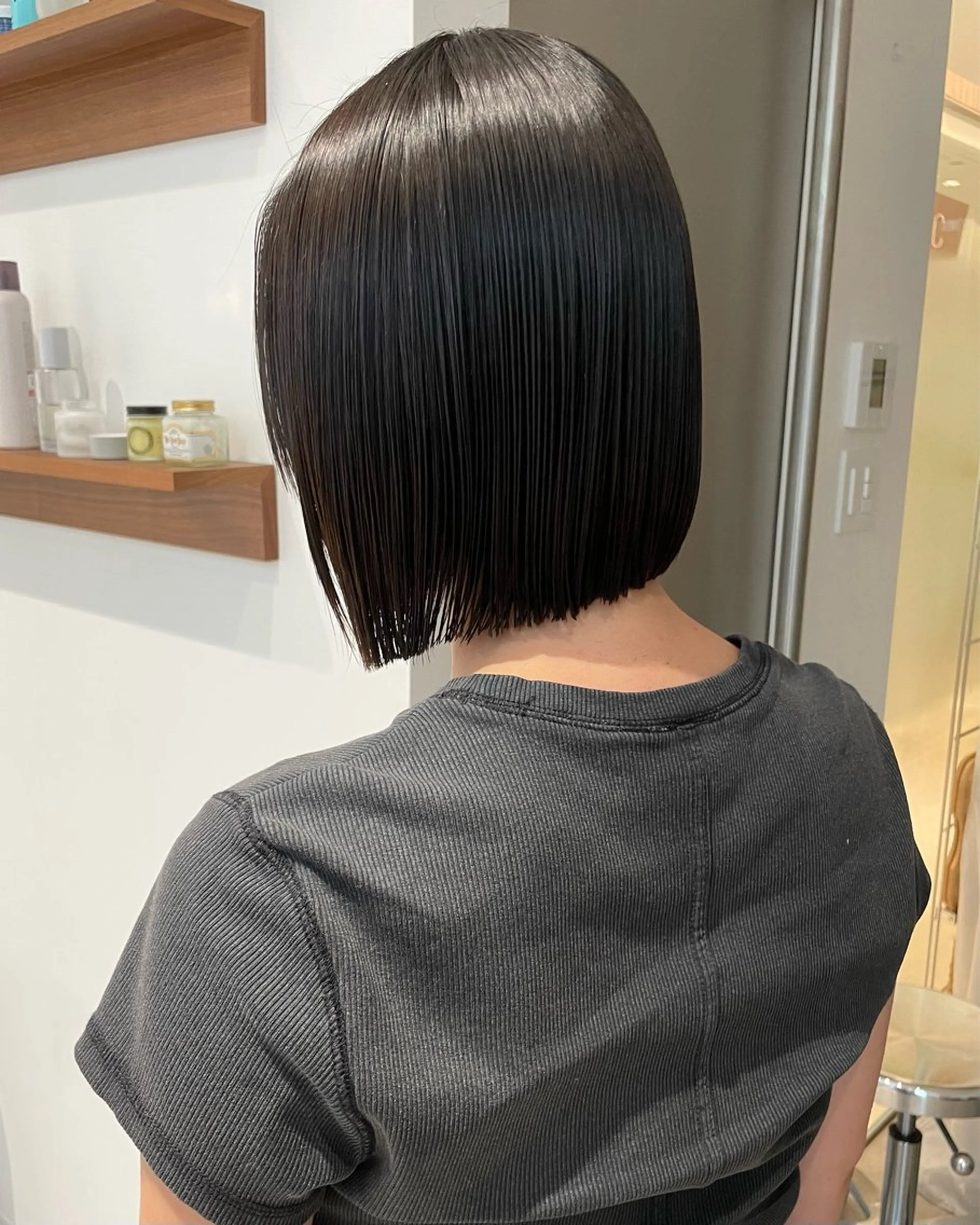 ミディアム カラー 切りっぱなしボブ ボブ 石川玲菜/ 髪質改善ボブ/メンズのヘアスタイル