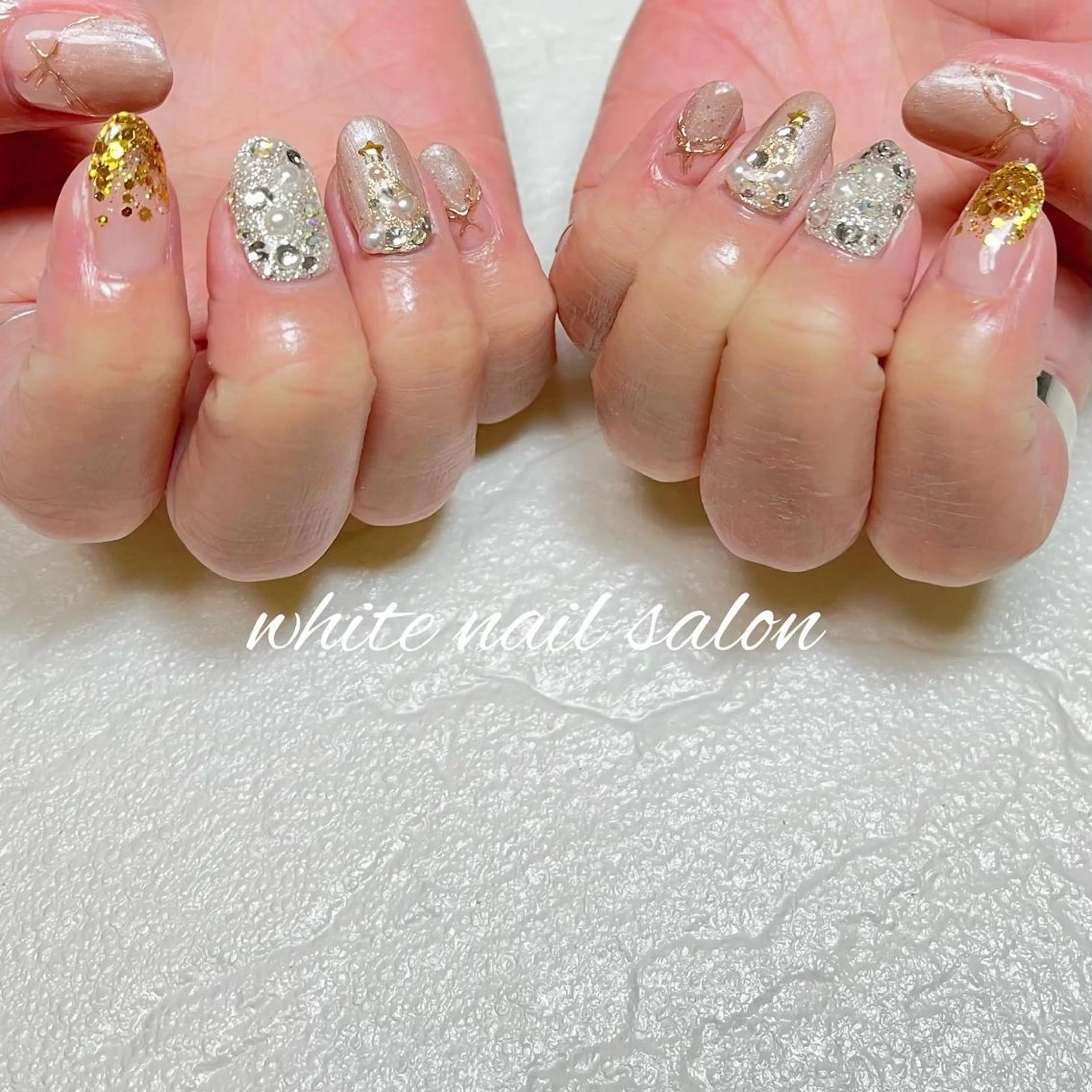 ネイル フットネイル ジェルネイル ハードジェル ラメ(グリッター) 持ち込み ハンドネイル white nail salonのネイルデザイン