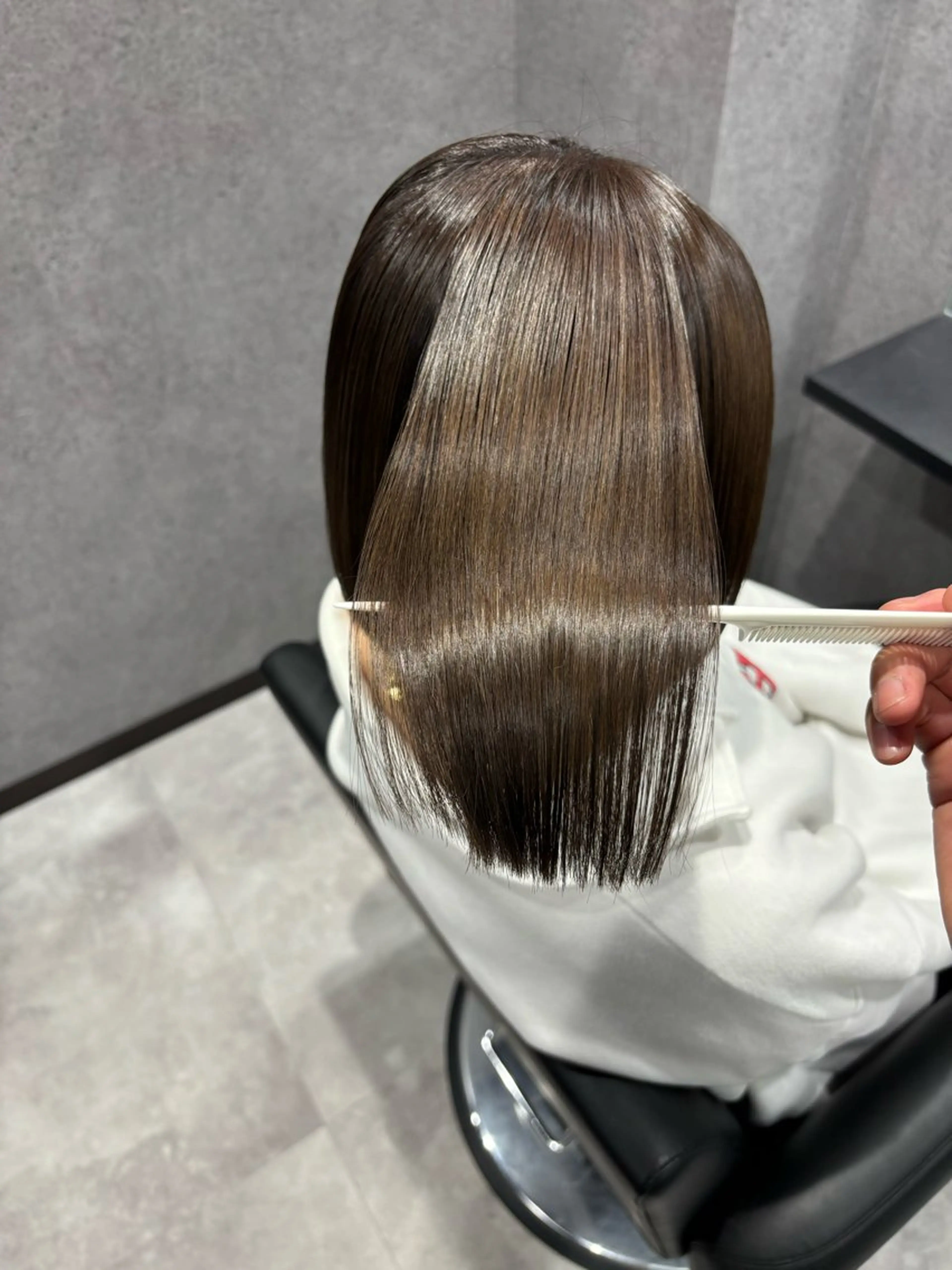 カラー ブリーチ 佐野 彩音のヘアスタイル