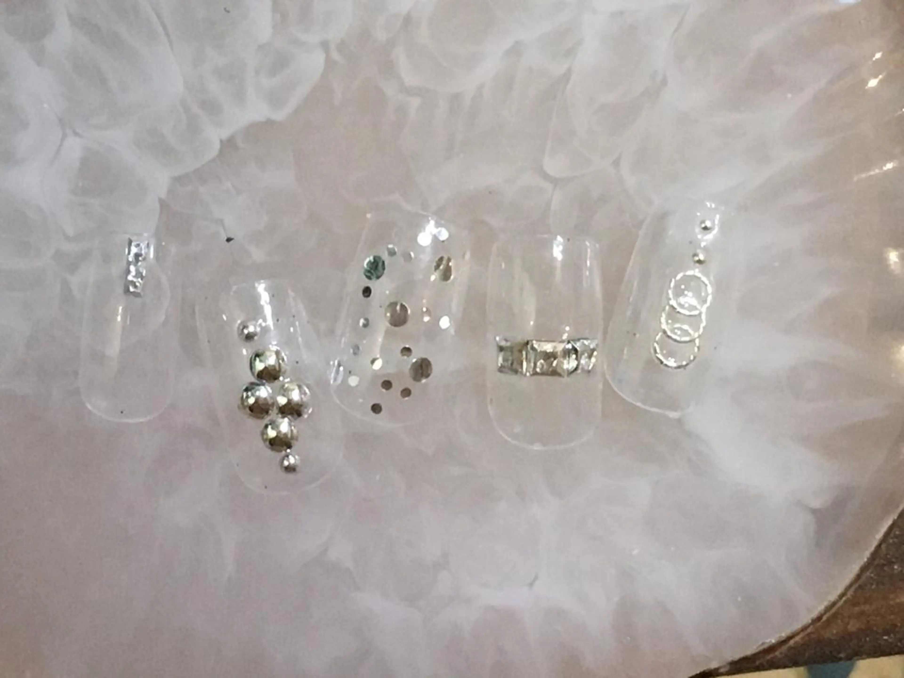 ミディアム ネイル ニュアンスネイル Lucia 西葛西店のネイルデザイン