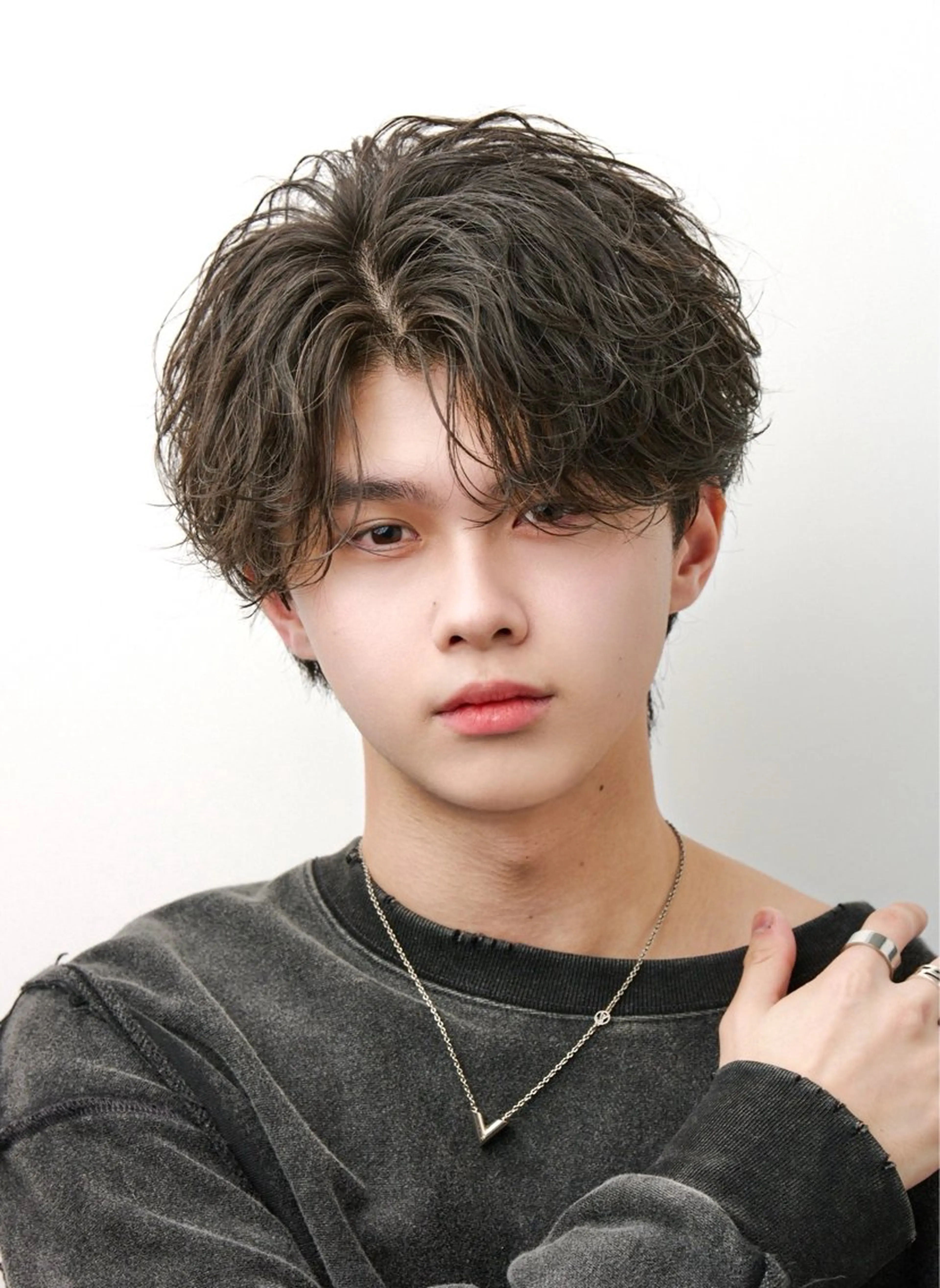 ミディアム カマタ ハルキのヘアスタイル