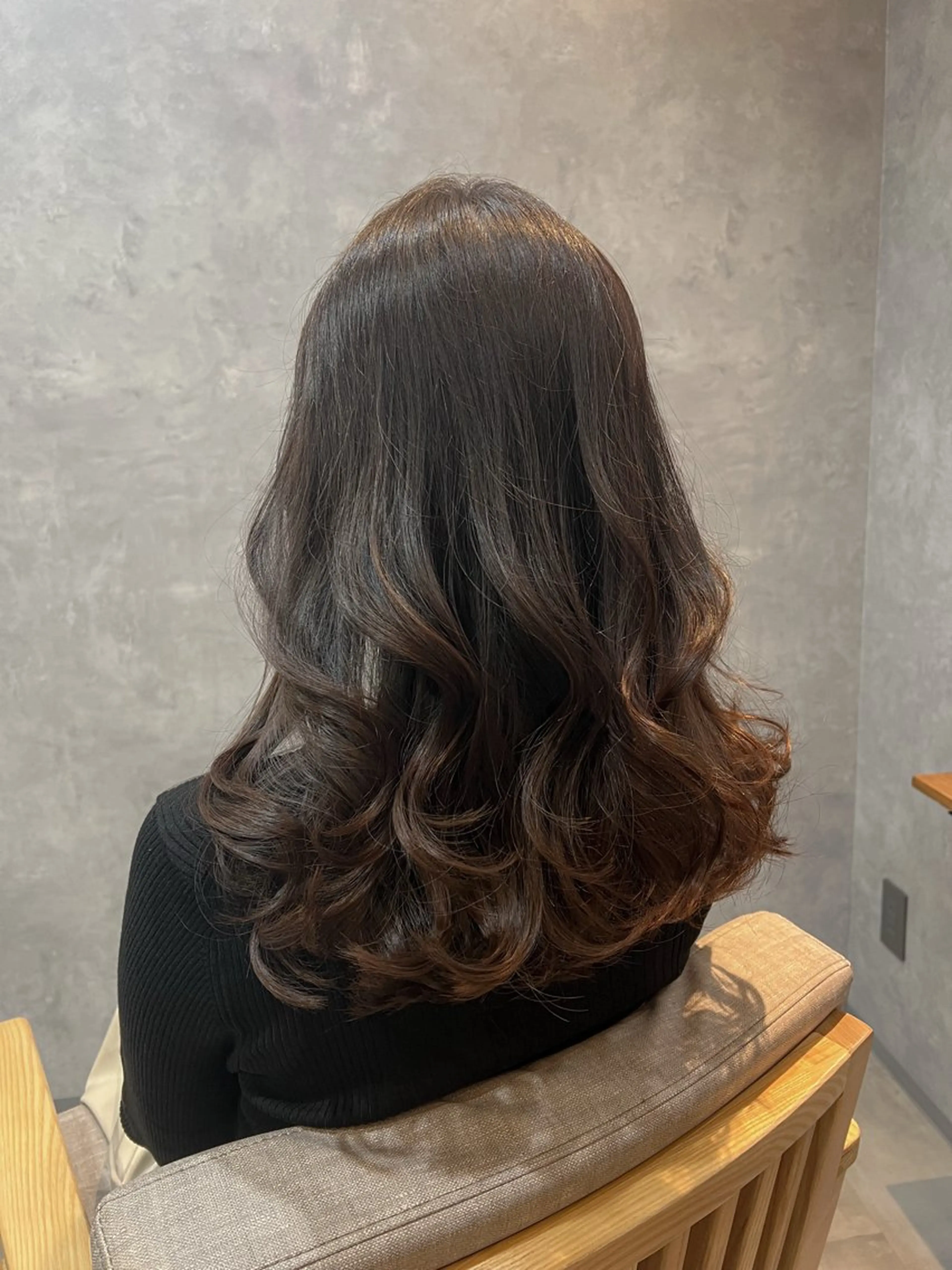 ロング カラー カット ヘアカラー トリートメント ヘッドスパ 中村 ひなたのヘアスタイル