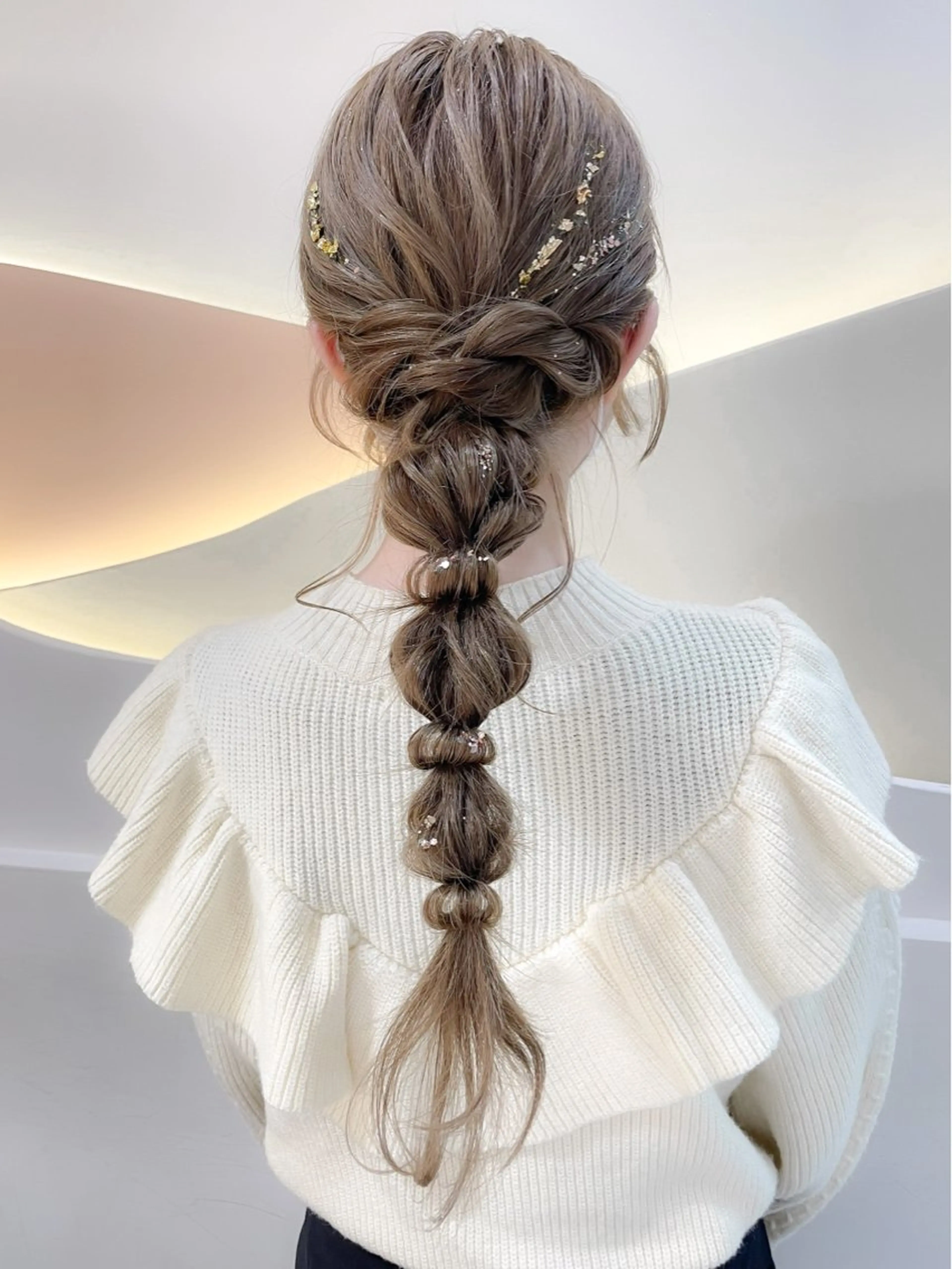 ヘアアレンジ ボブ ヘアセット ミディアム/顔周り/ ベージュ🌼mayuのヘアスタイル