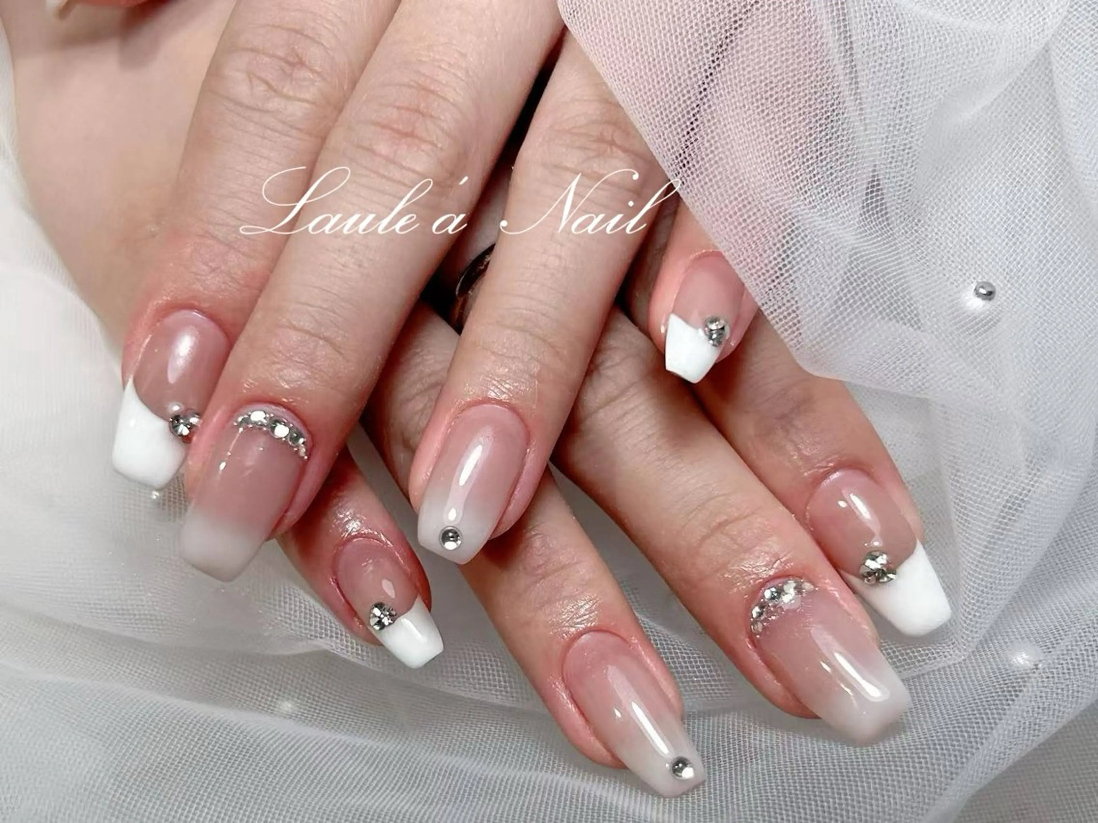 ネイル 持ち込み ハンドネイル 🌈 Laule'aのネイルデザイン