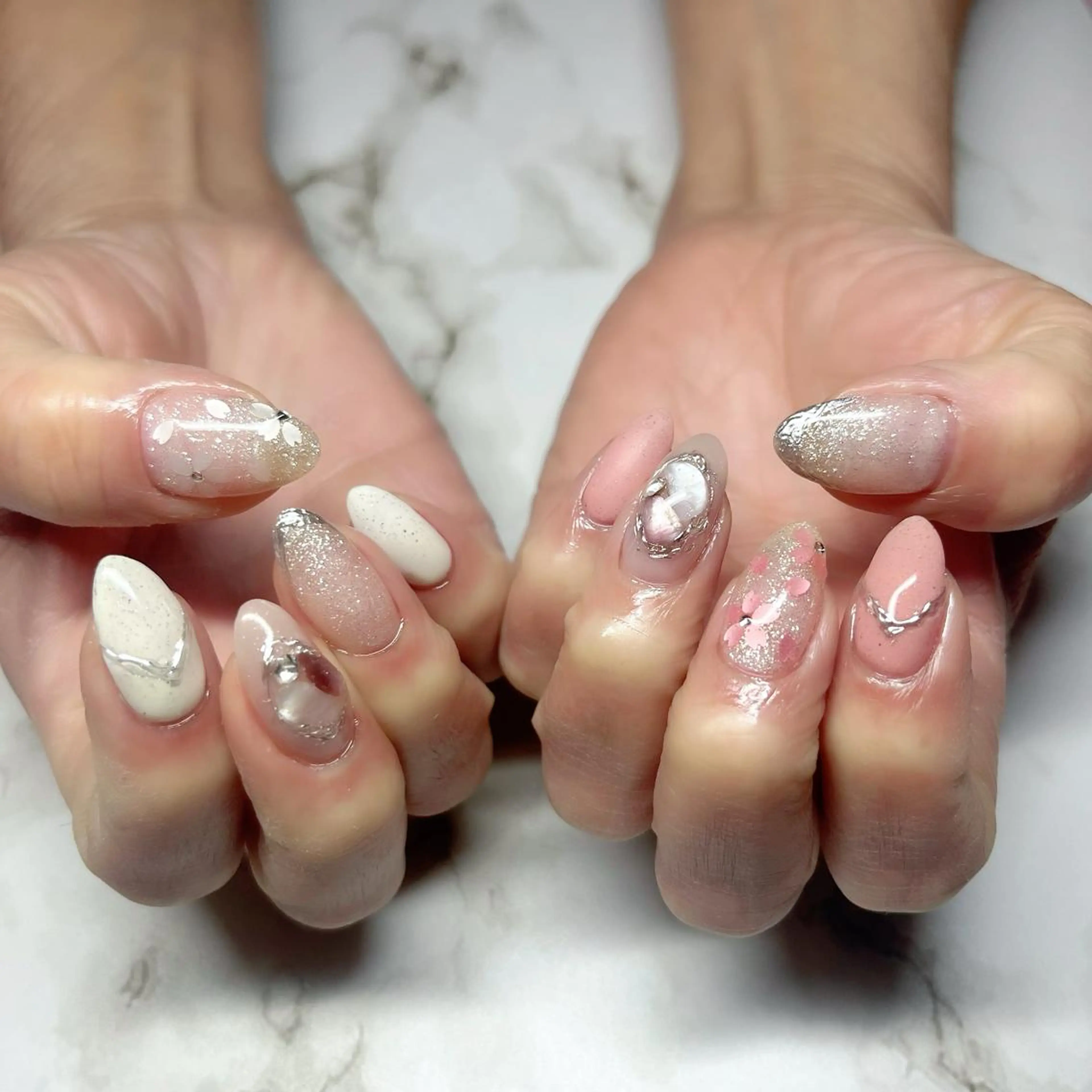 ネイル RuxuryNail ／RiAnnaのネイルデザイン