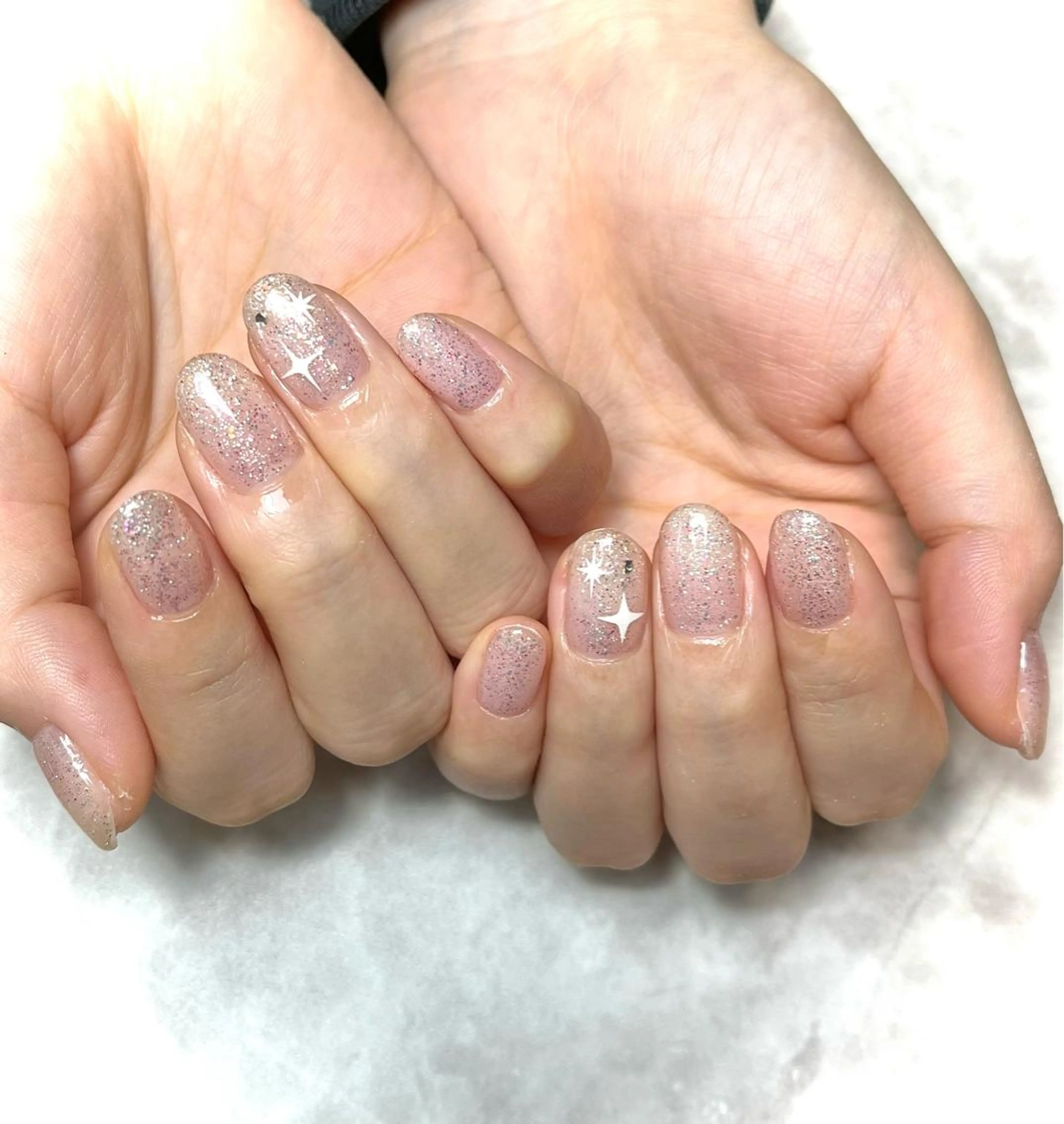 ネイル 成人式 ジェルネイル キラキラネイル 韓国ネイル オフィスネイル ハンドネイル nails' it...のネイルデザイン