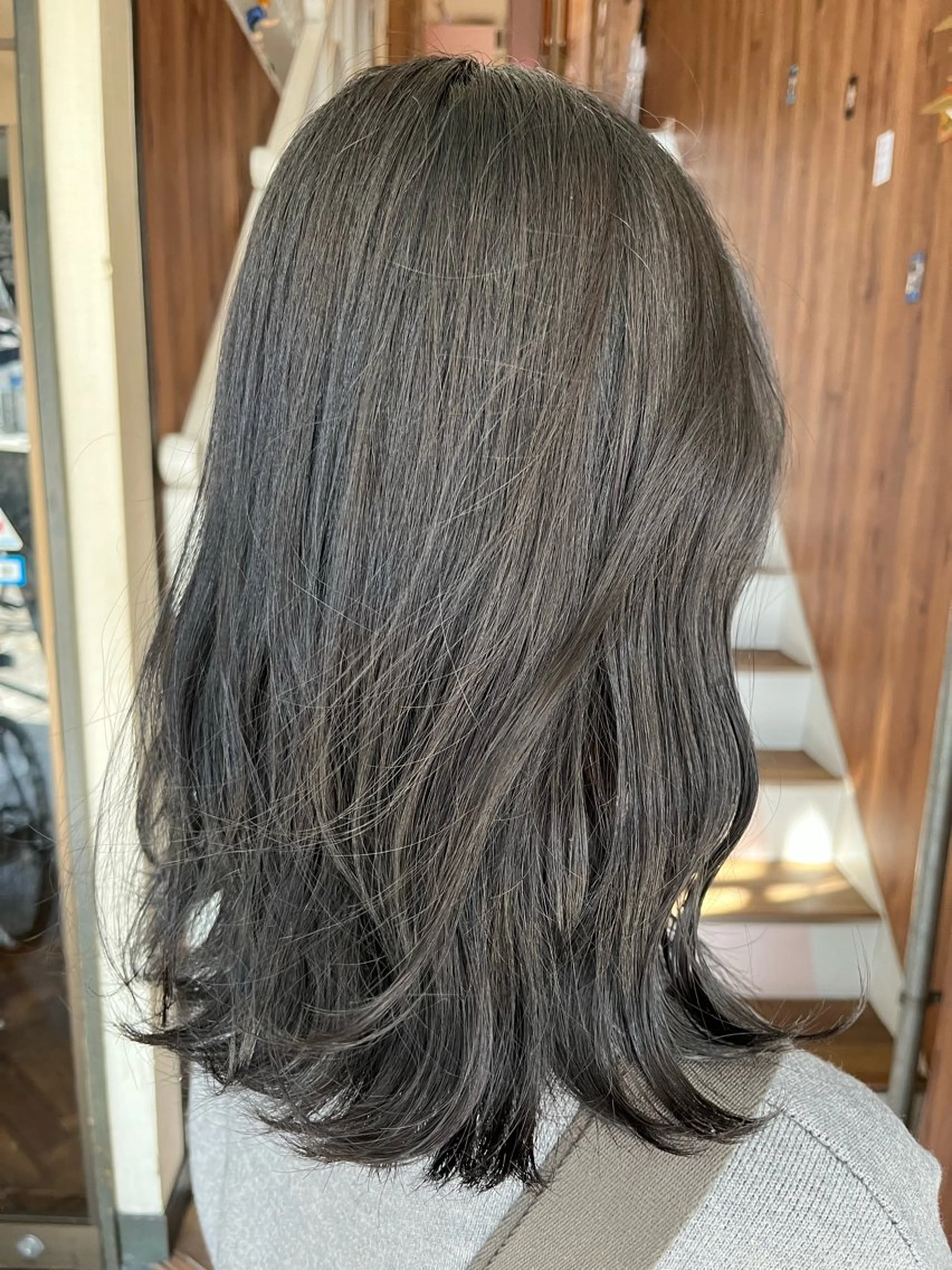 ミディアム カラー パーマ ヘアアレンジ ダークグレー ダークグレージュ グレージュ カット ヘアカラー トリートメント 【暗め透明感カラー】 【インナー】小島良太のヘアスタイル