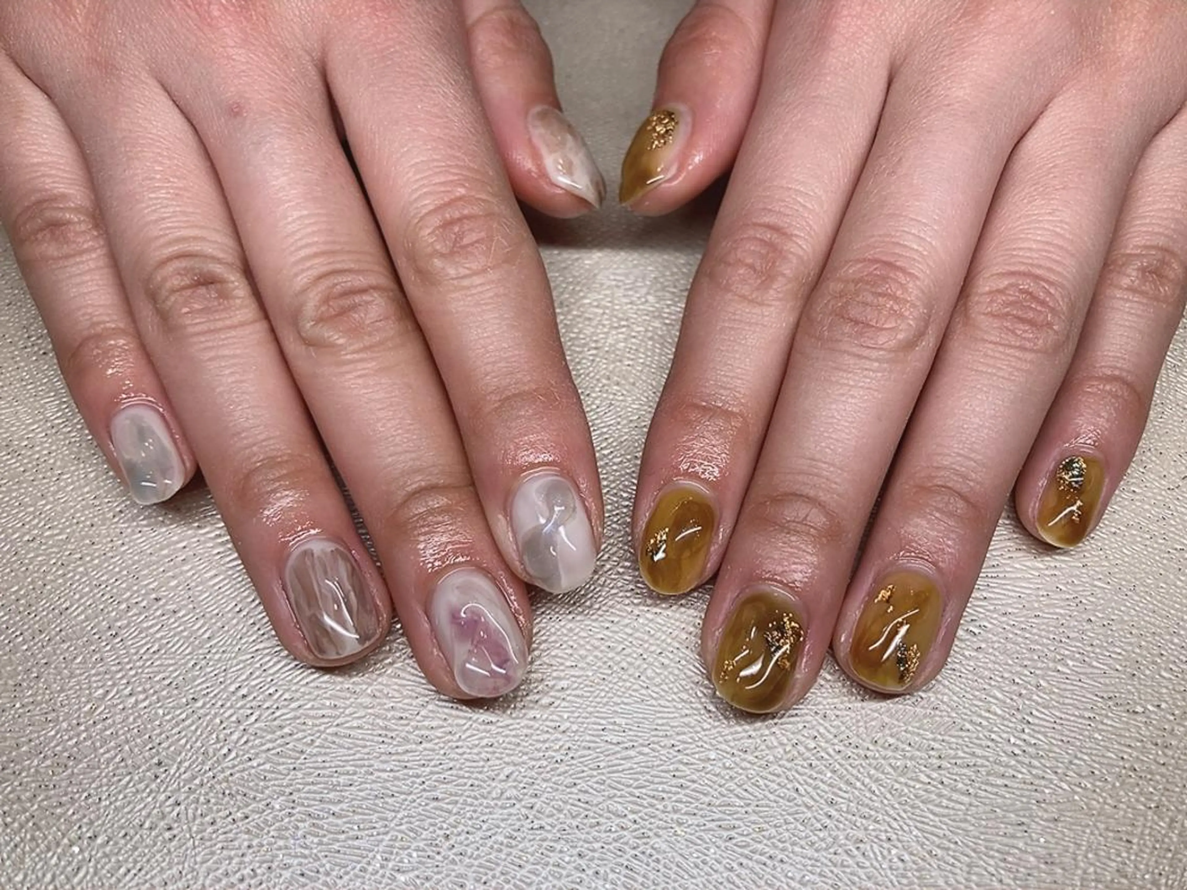 ネイル ぷっくりネイル ハンドネイル 𝐴𝑁𝑈𝐸 トラブル爪育成専門のネイルデザイン