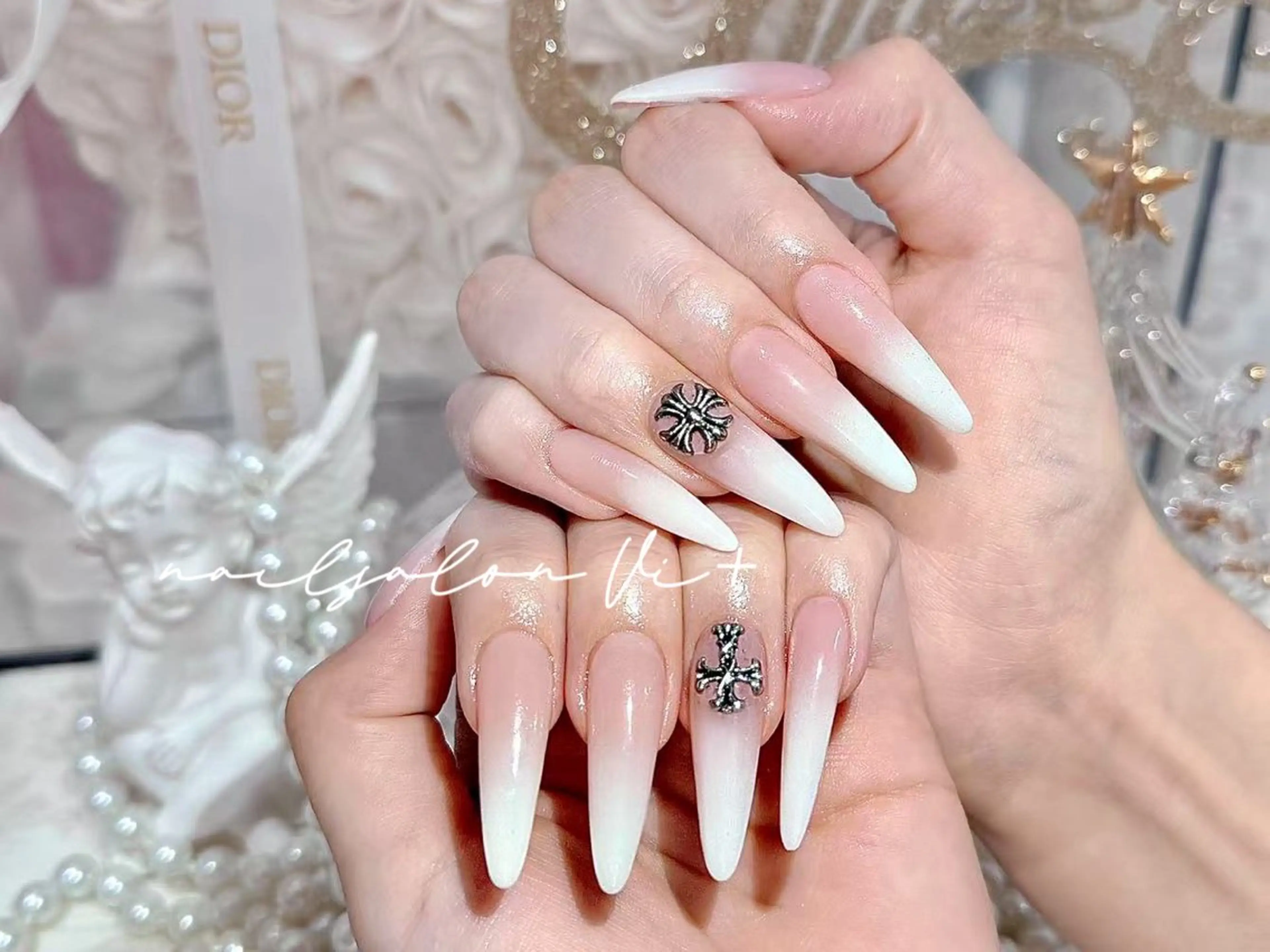 ネイル ハンドネイル ✨Nailsalon Vi+✨のネイルデザイン