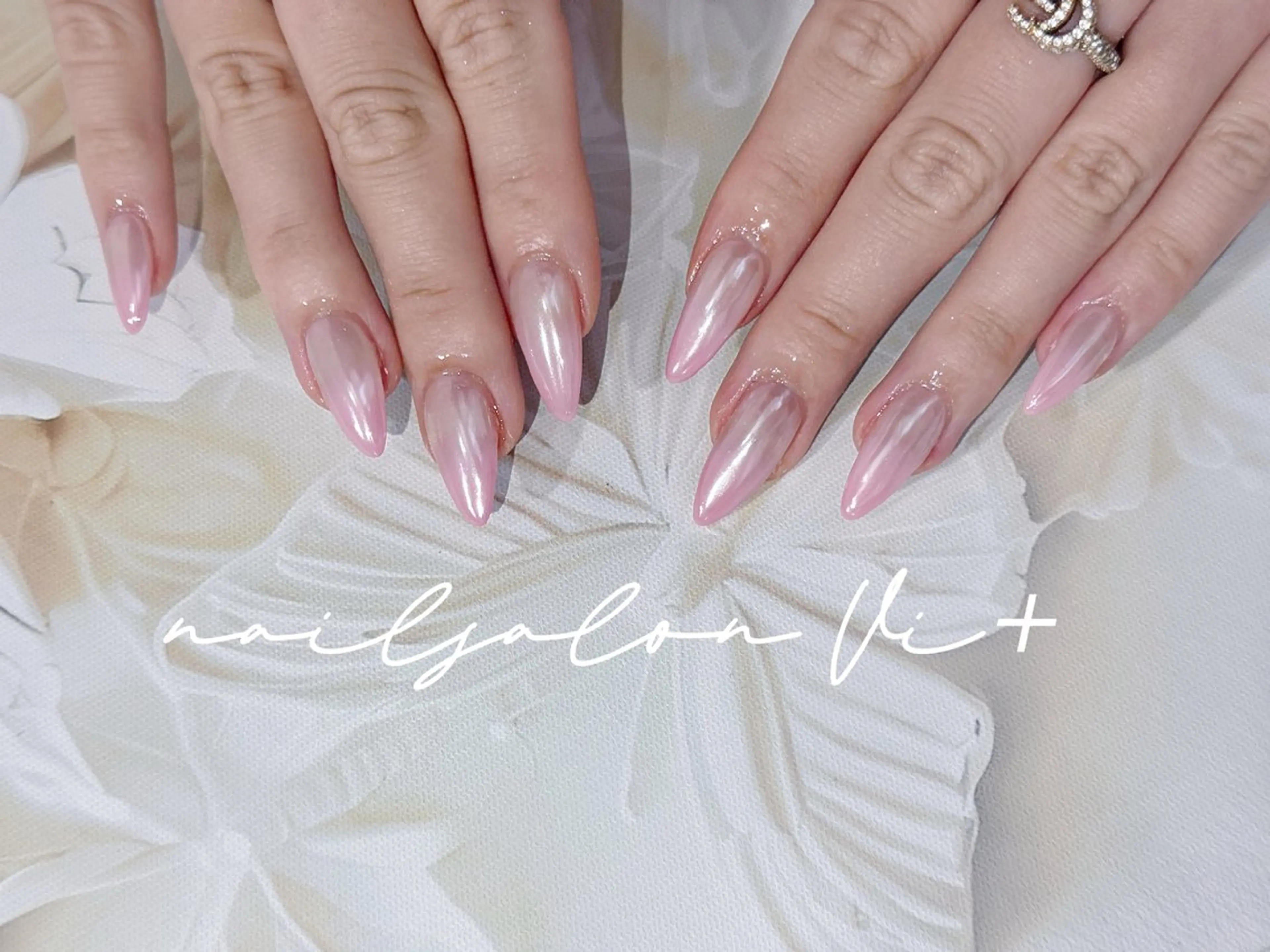 ネイル ハンドネイル ✨Nailsalon Vi+✨のネイルデザイン