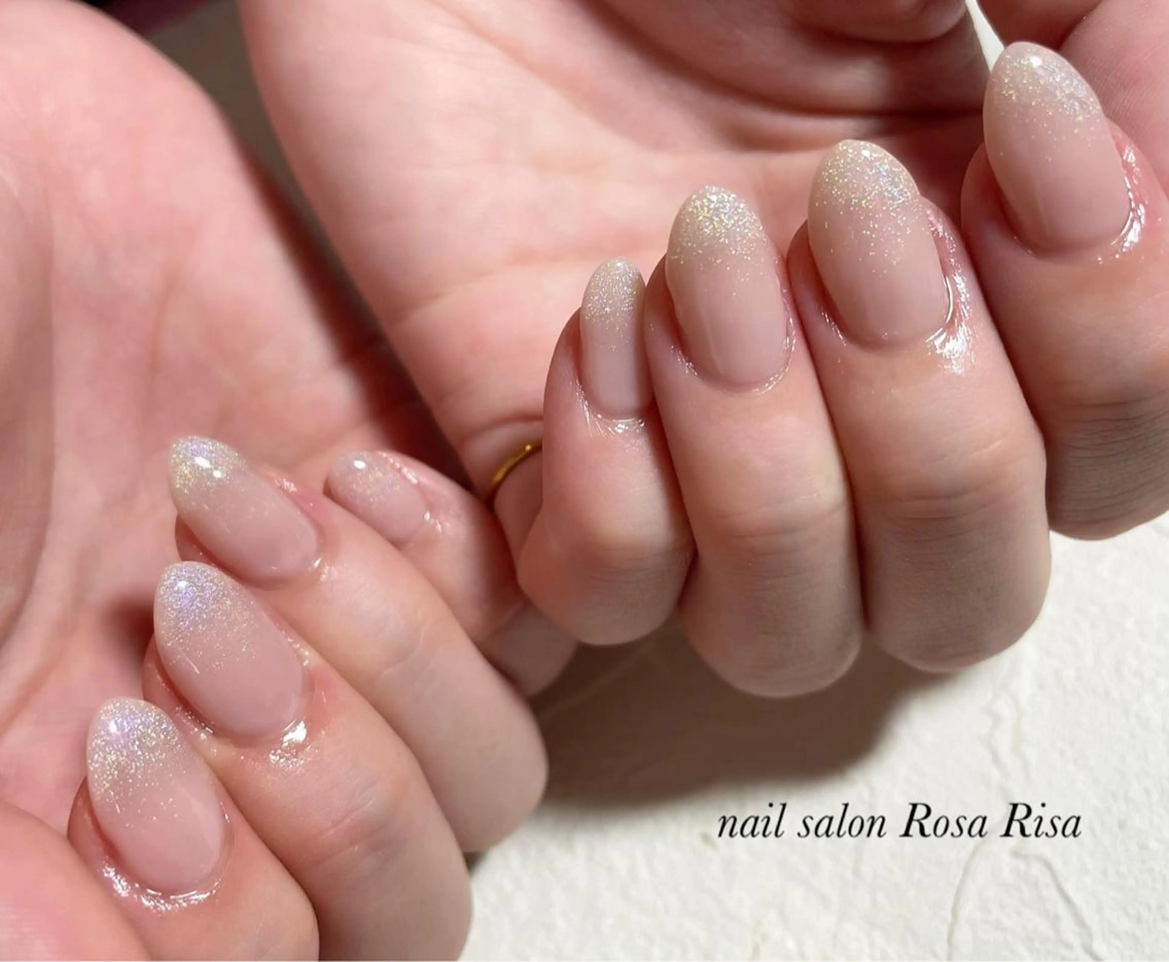 ミディアム ネイル オーロラネイル マグネットネイル ネイルスタジオ シェイクユアハンズのネイルデザイン