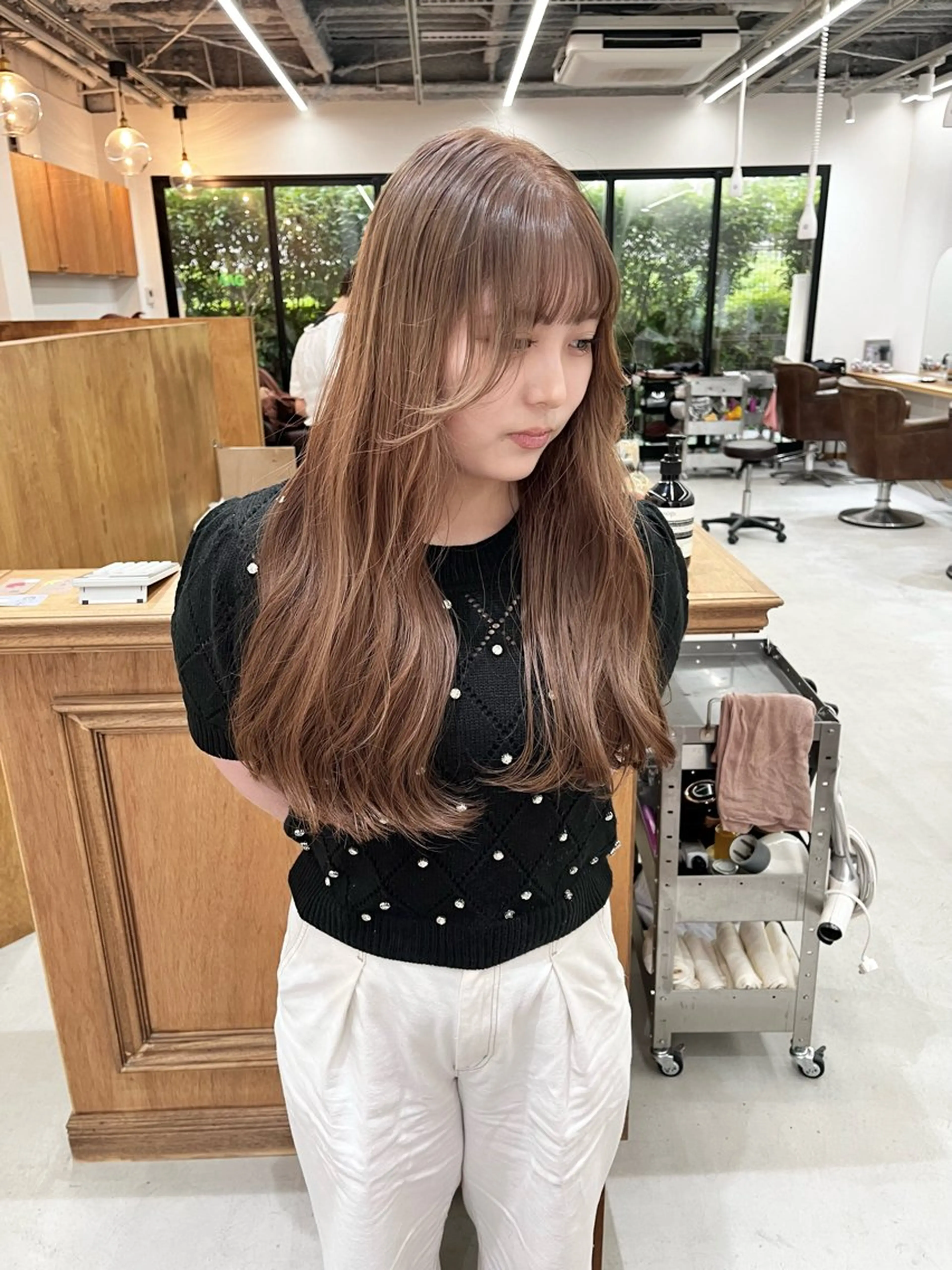 ロング カラー ヘアアレンジ ベージュカラー ブリーチ ダブルカラー ミルクティーベージュ ブリーチなしカラー カット ヘアカラー トリートメント ena/ブリーチなし 透明感・レイヤー🎀のヘアスタイル