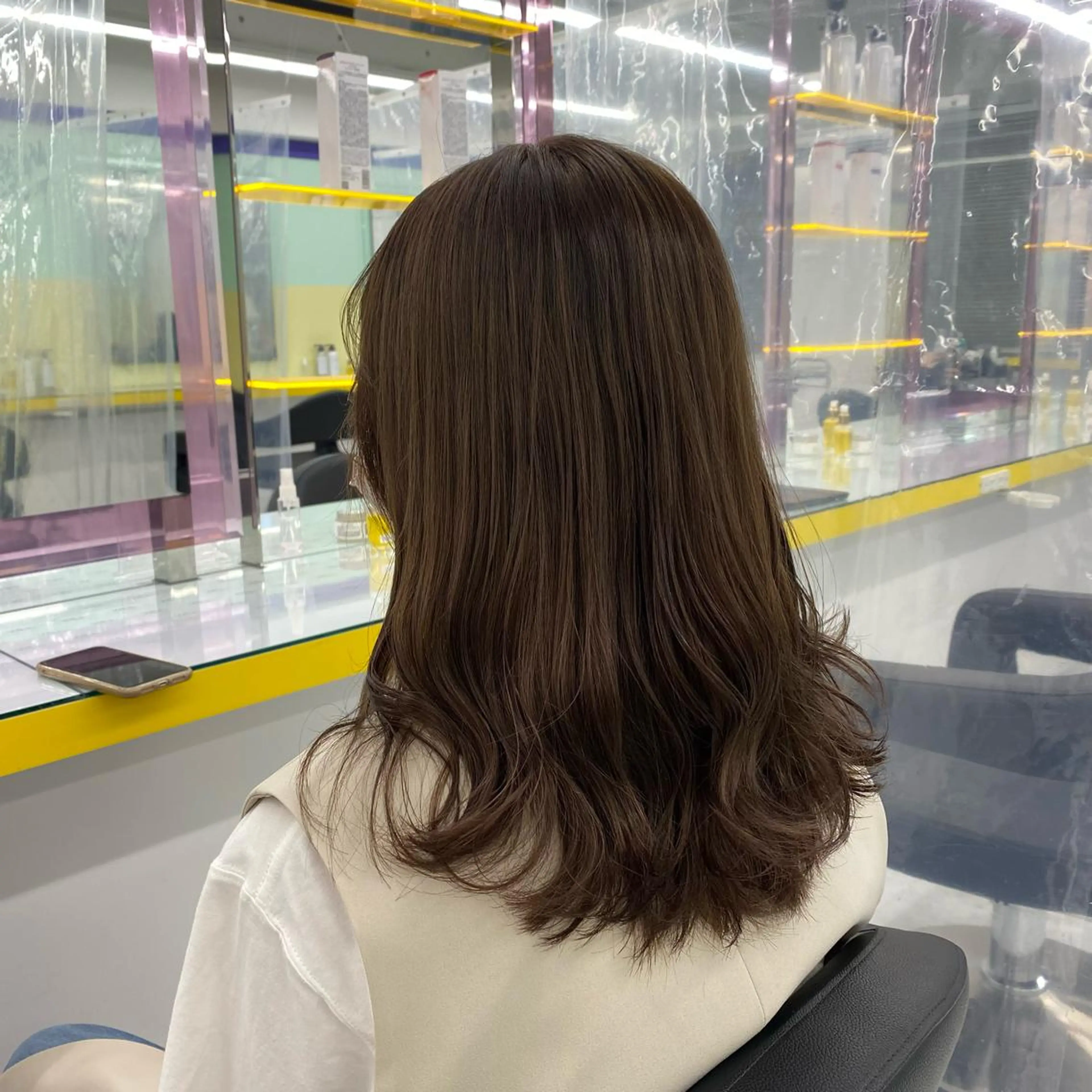 セミロング カラー ヘアアレンジ ヘアカラー トリートメント mai🍑暖色カラー /レイヤー💖のヘアスタイル