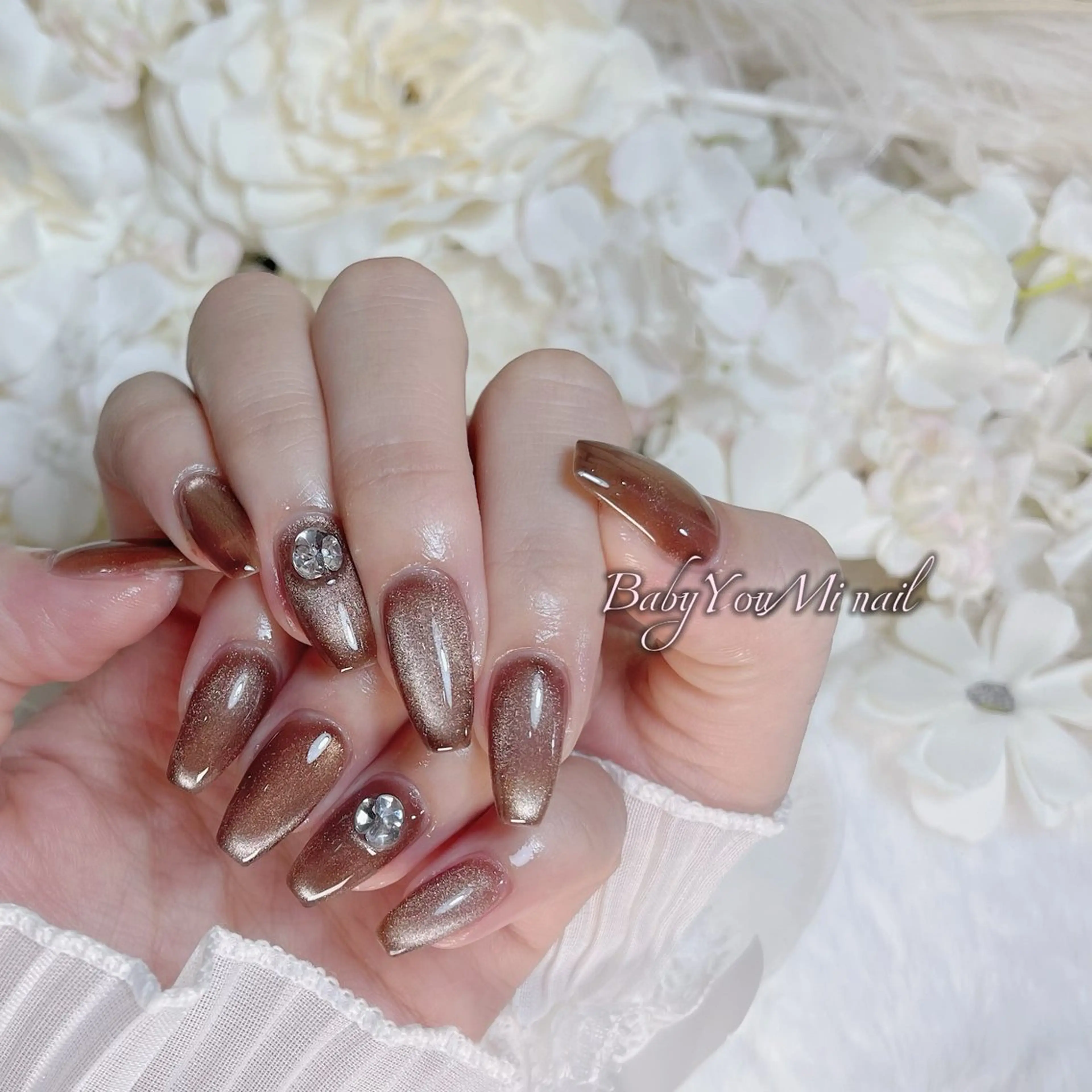 ネイル オーロラネイル 成人式 フットネイル フレンチネイル ジェルネイル ハンドネイル Oomiya 服部のネイルデザイン