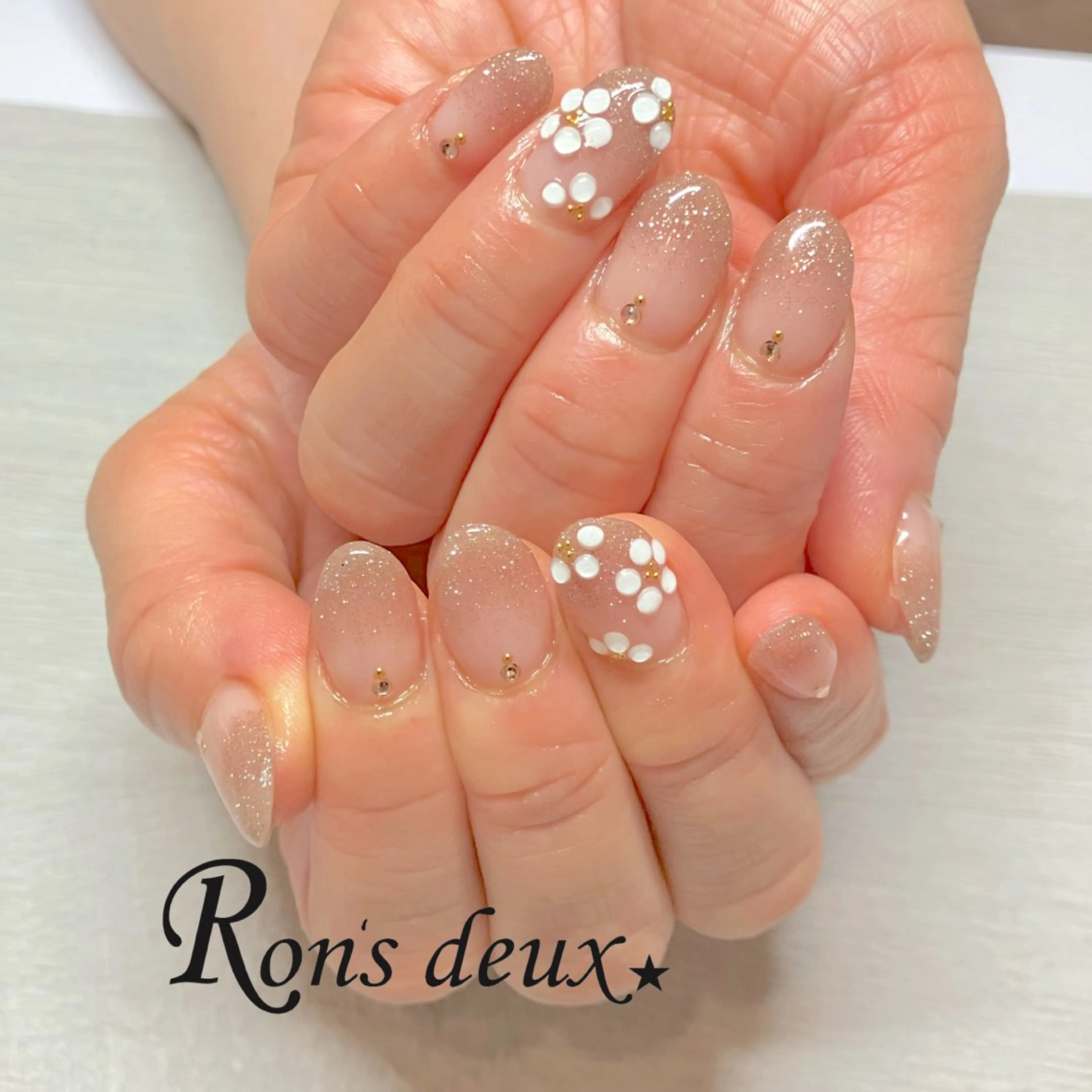 ネイル Ron's deux所属・Ron's deux ふじまきのネイルデザイン