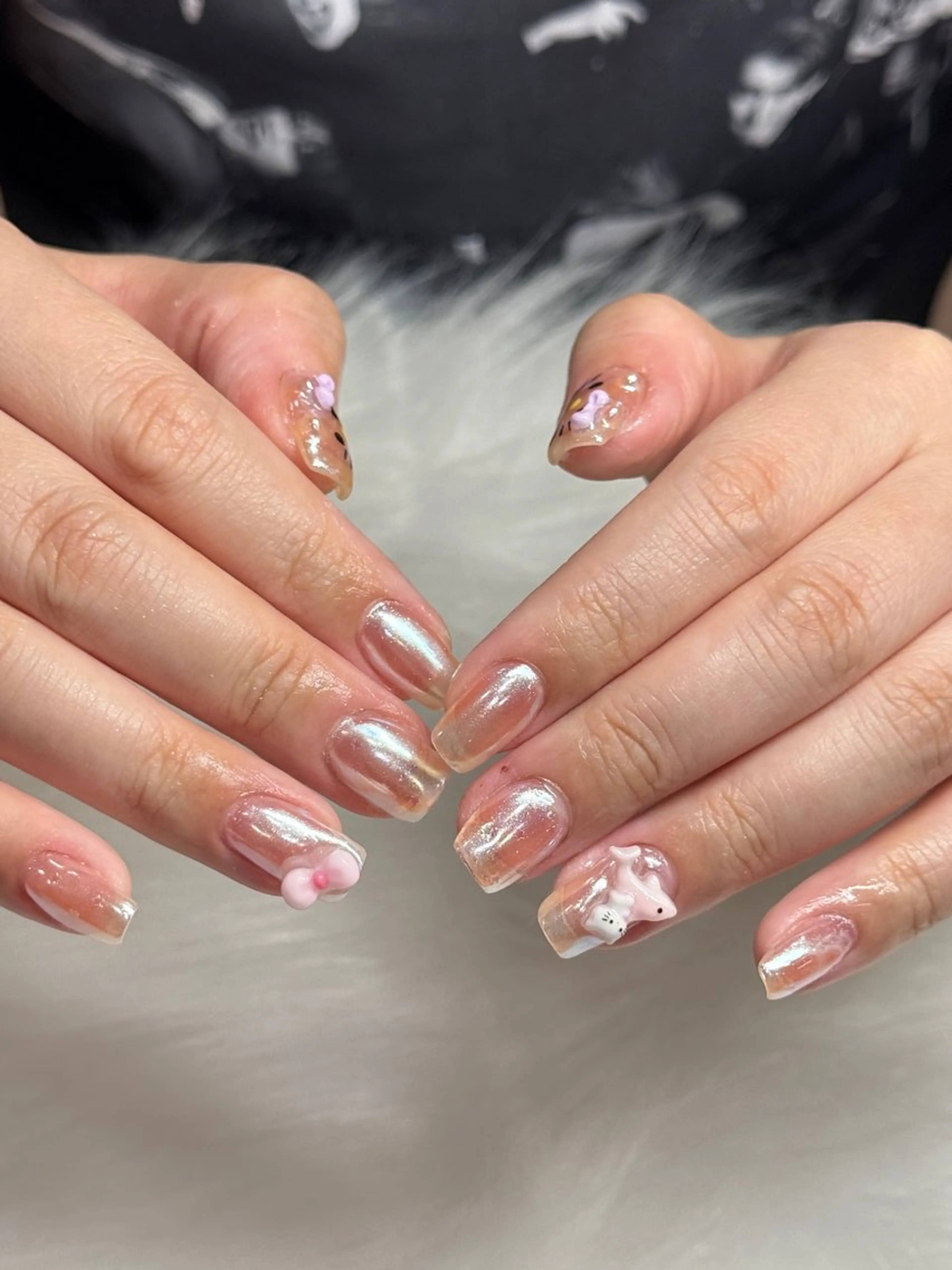 モデル限定価格｜長さ出し｜ワンカラー+パーツ2個(オフ別料金1000円​〜​）の写真