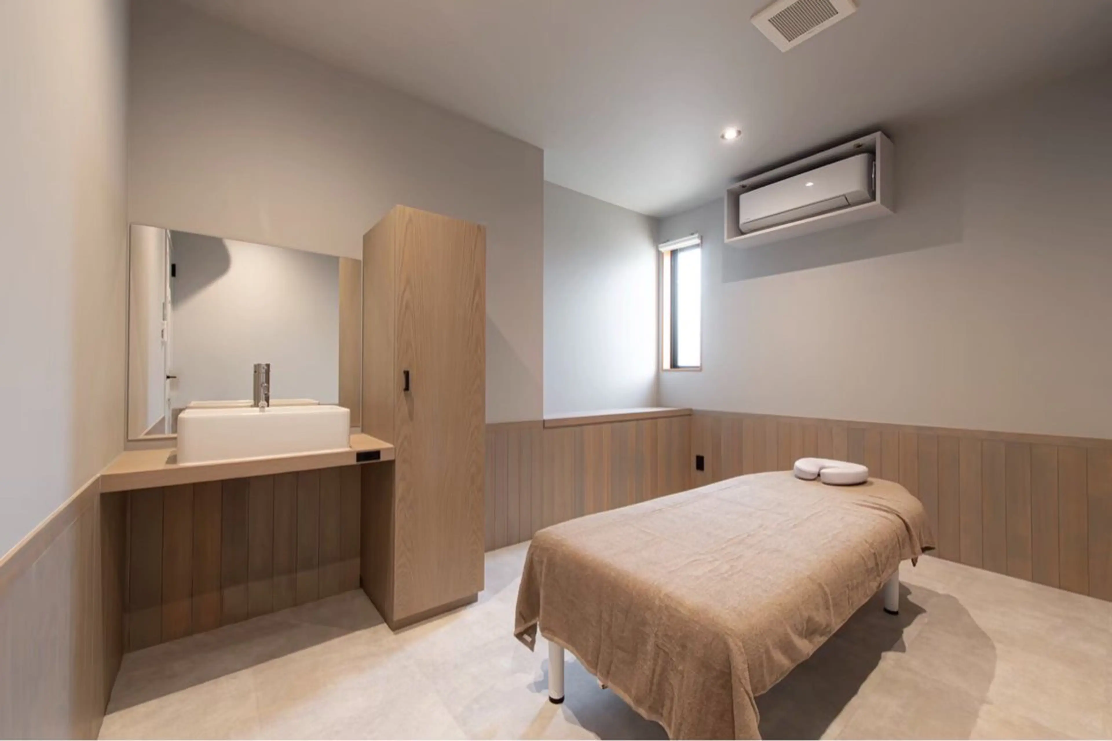 EARTH荒井店 小師香織のエステ・リラクイメージ