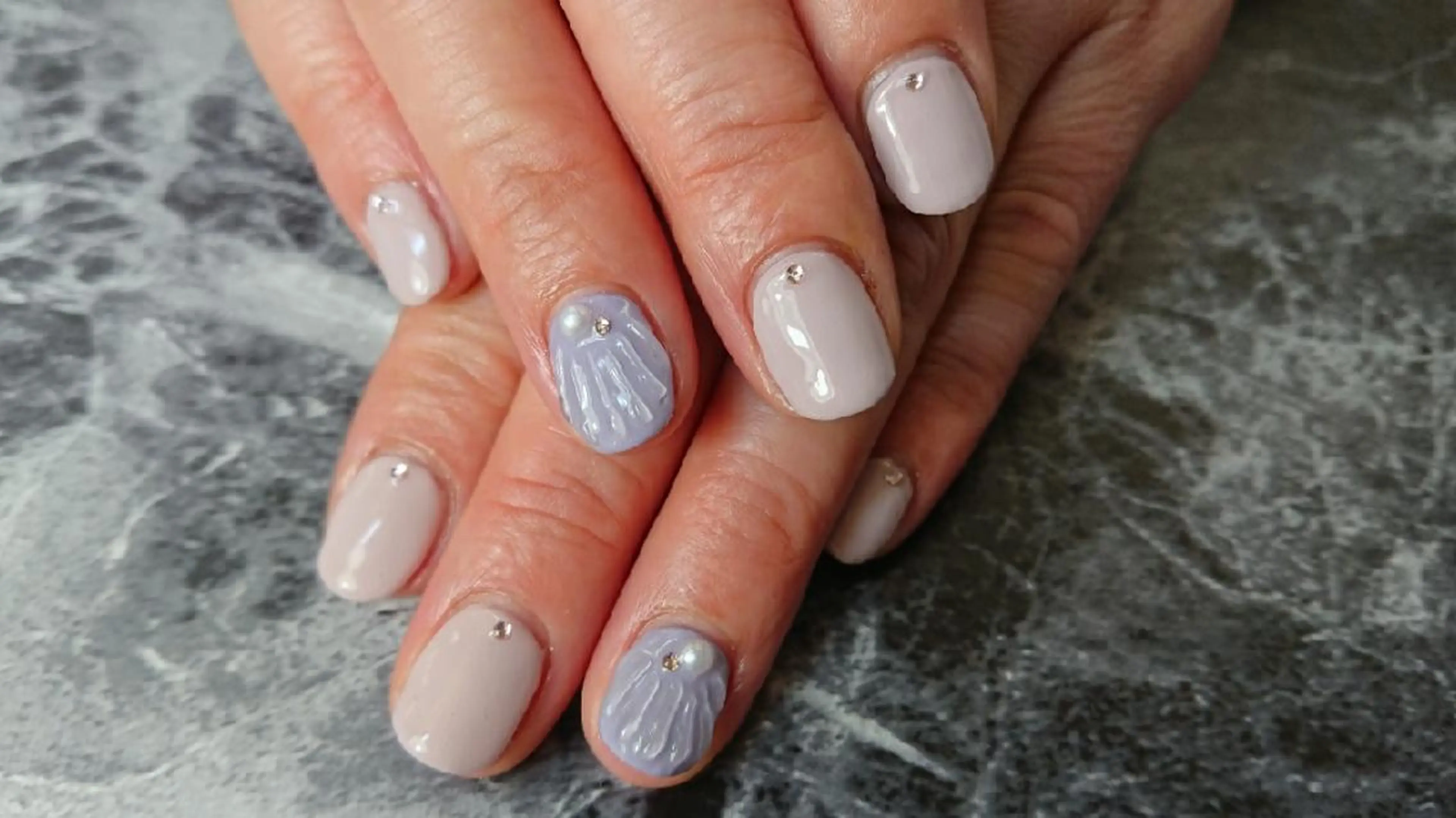 ネイル 林 珠里のネイルデザイン