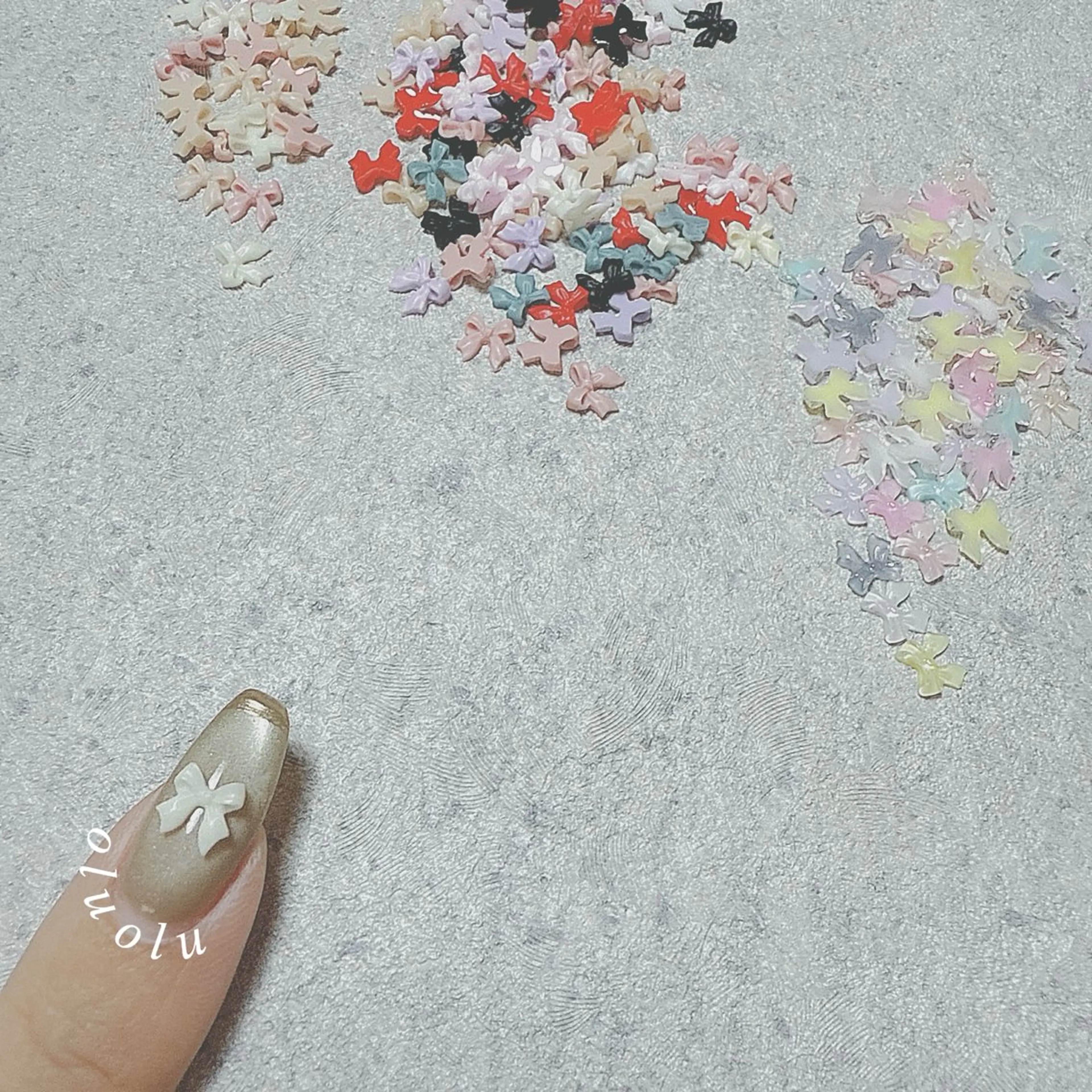 ネイル アートネイル リボン ハンドネイル 大村 紬華のネイルデザイン