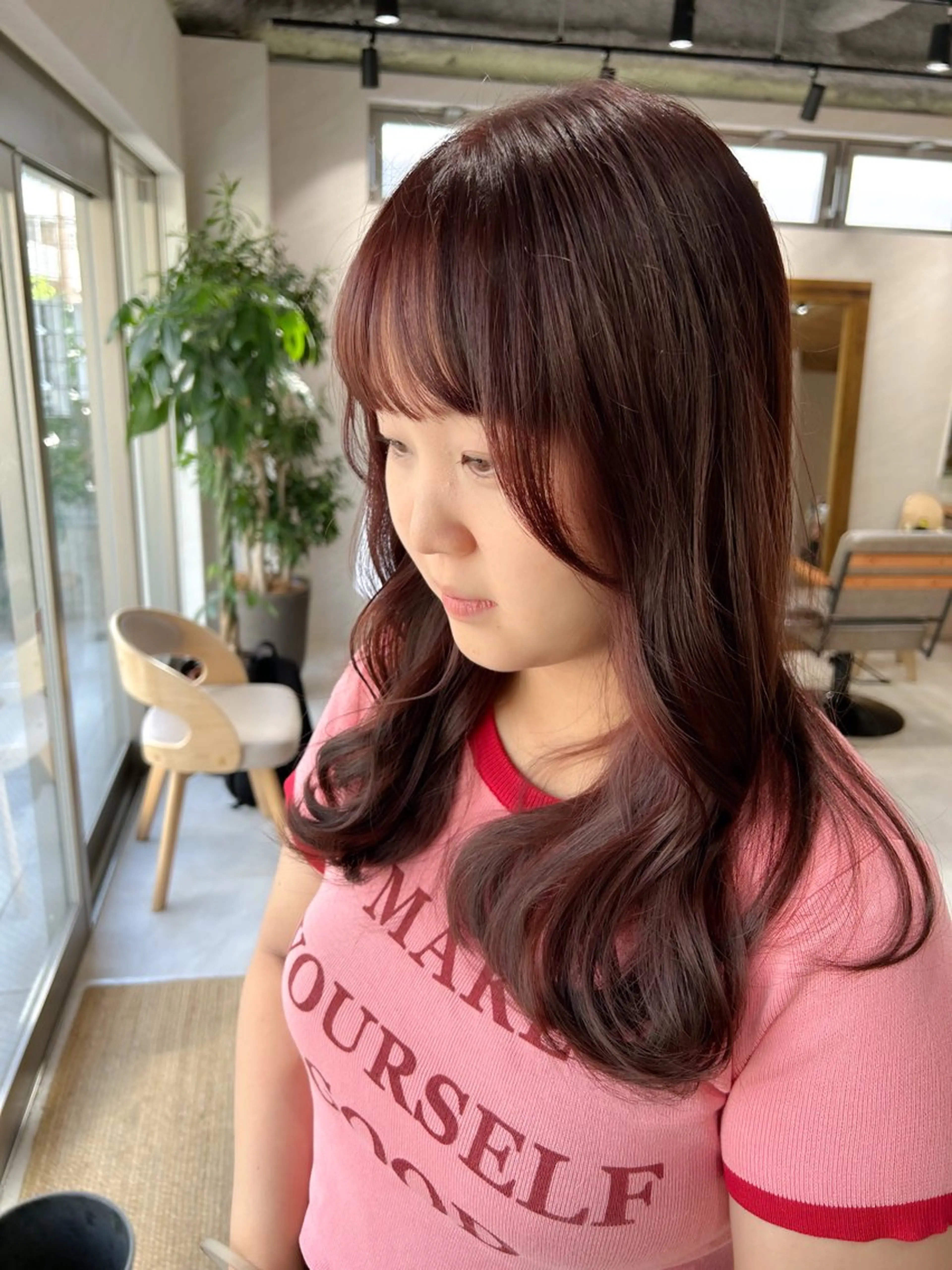 セミロング カラー ブラウンカラー カシス 🎀レイヤー・艶カラ ー🎀YUMEKAのヘアスタイル