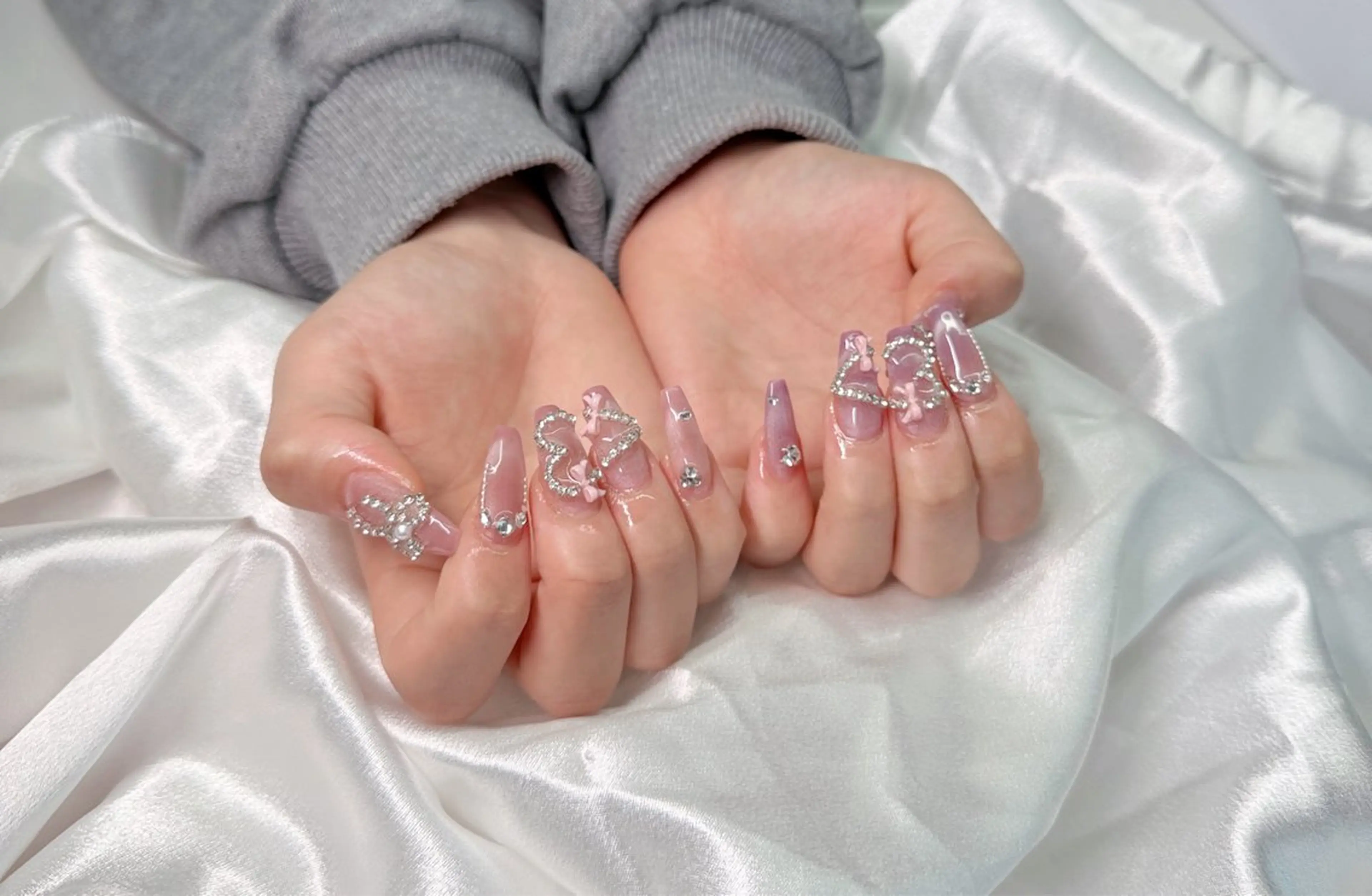 ネイル オーロラネイル チークネイル フットネイル フレンチネイル ジェルネイル Havi Nailsのネイルデザイン