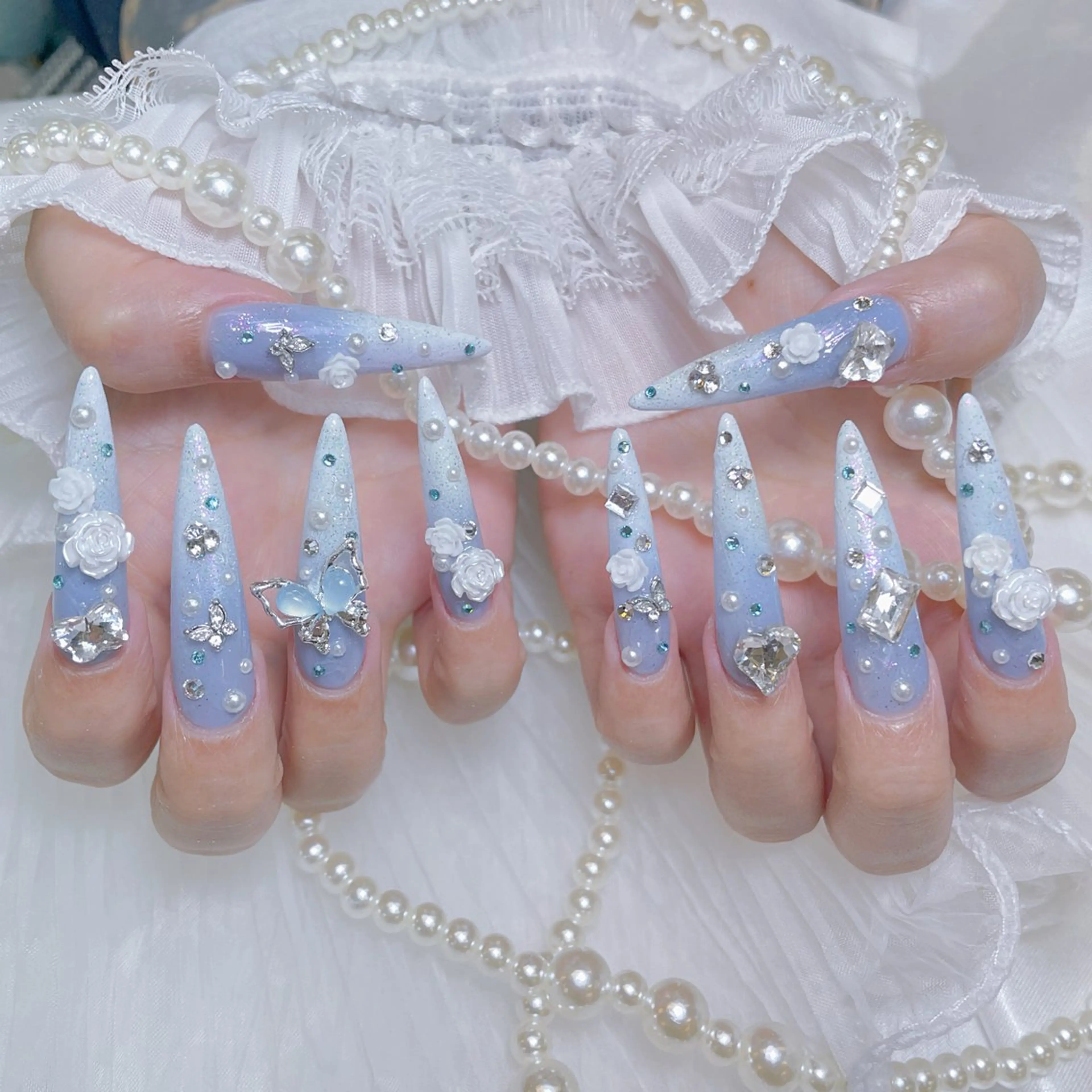 ネイル グラデーション ハート 韓国ネイル 春ネイル バレンタイン ハンドネイル Melody Nail所属・Melody 3D/スカルプ専門店のネイルデザイン