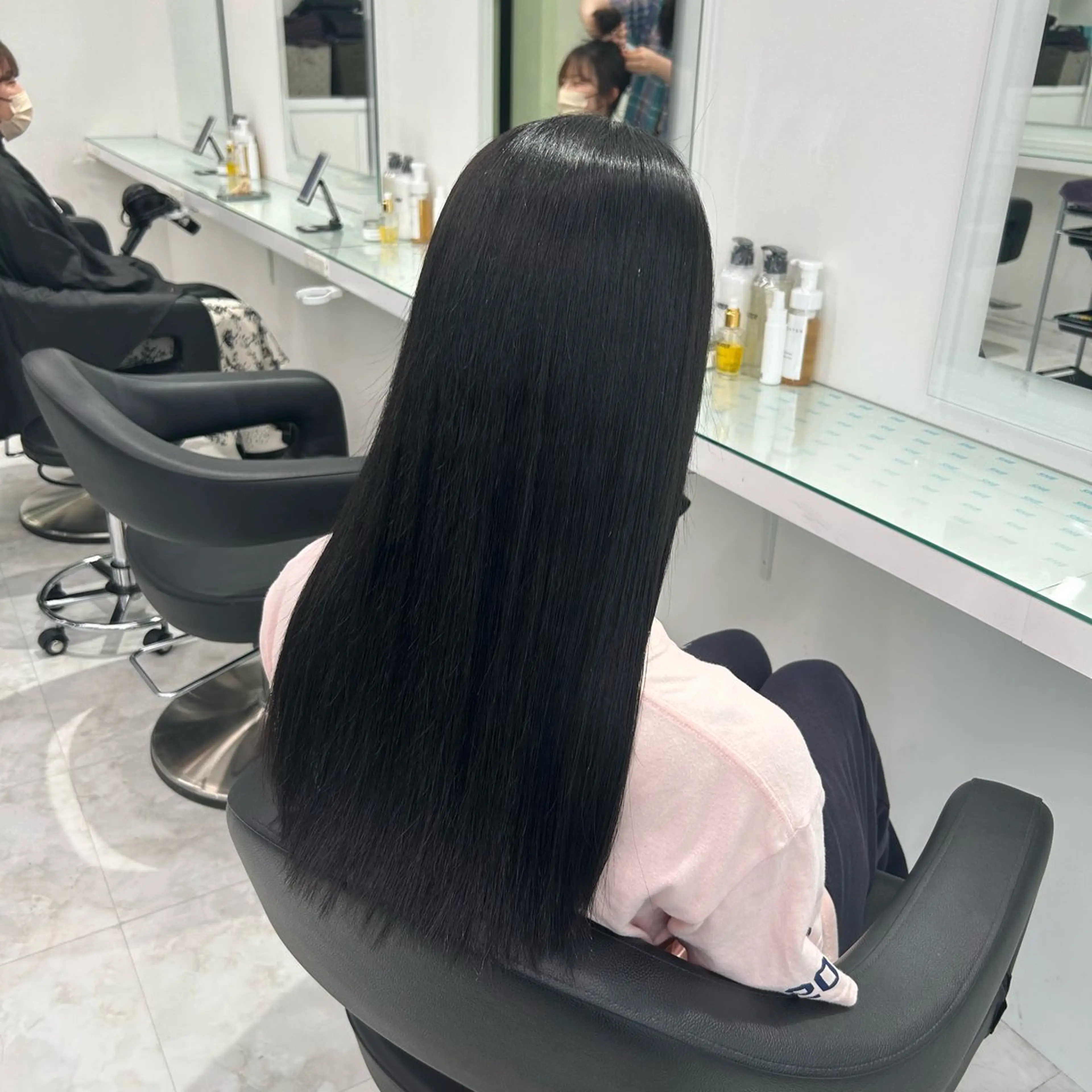 セミロング ヘアカラー トリートメント 🤍大人っぽ韓国暗髪 🤍Asuka🤍のヘアスタイル