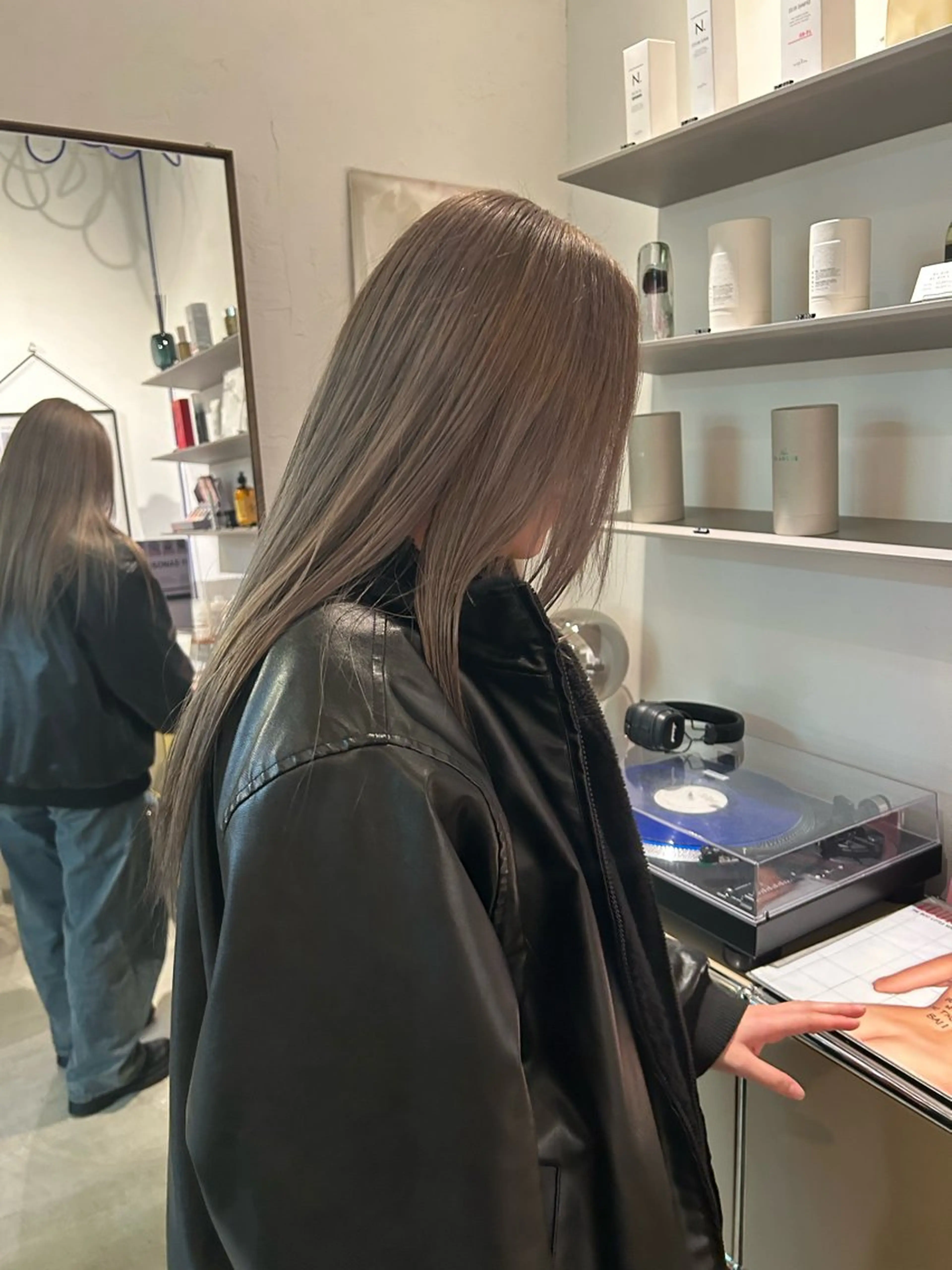 ロング カラー キラ/ハイトーン/ 天神美容室のヘアスタイル