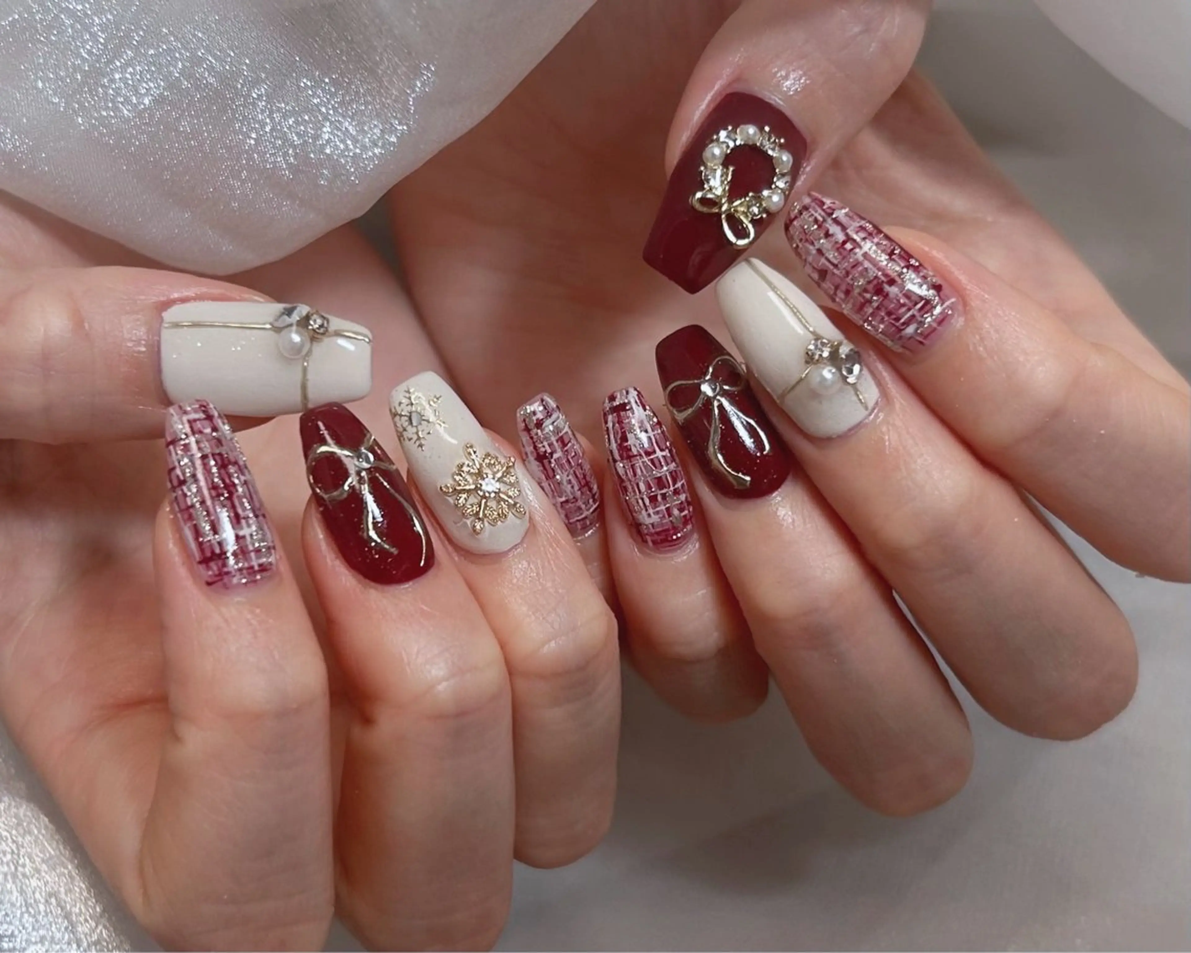 ネイル 冬ネイル クリスマス ハンドネイル peTiT chikaのネイルデザイン