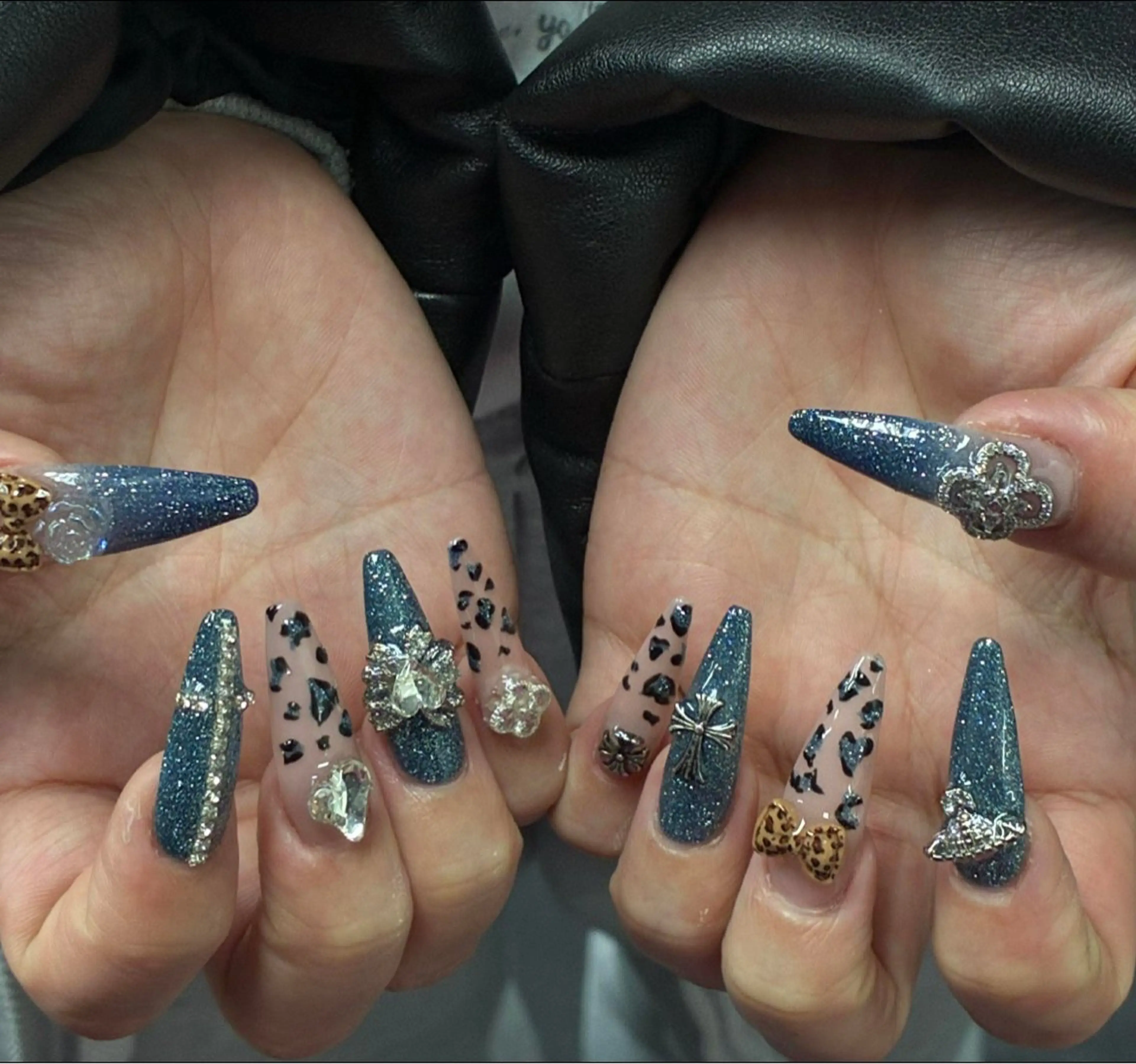 ネイル ハンドネイル Tini ANA.CHUOのネイルデザイン