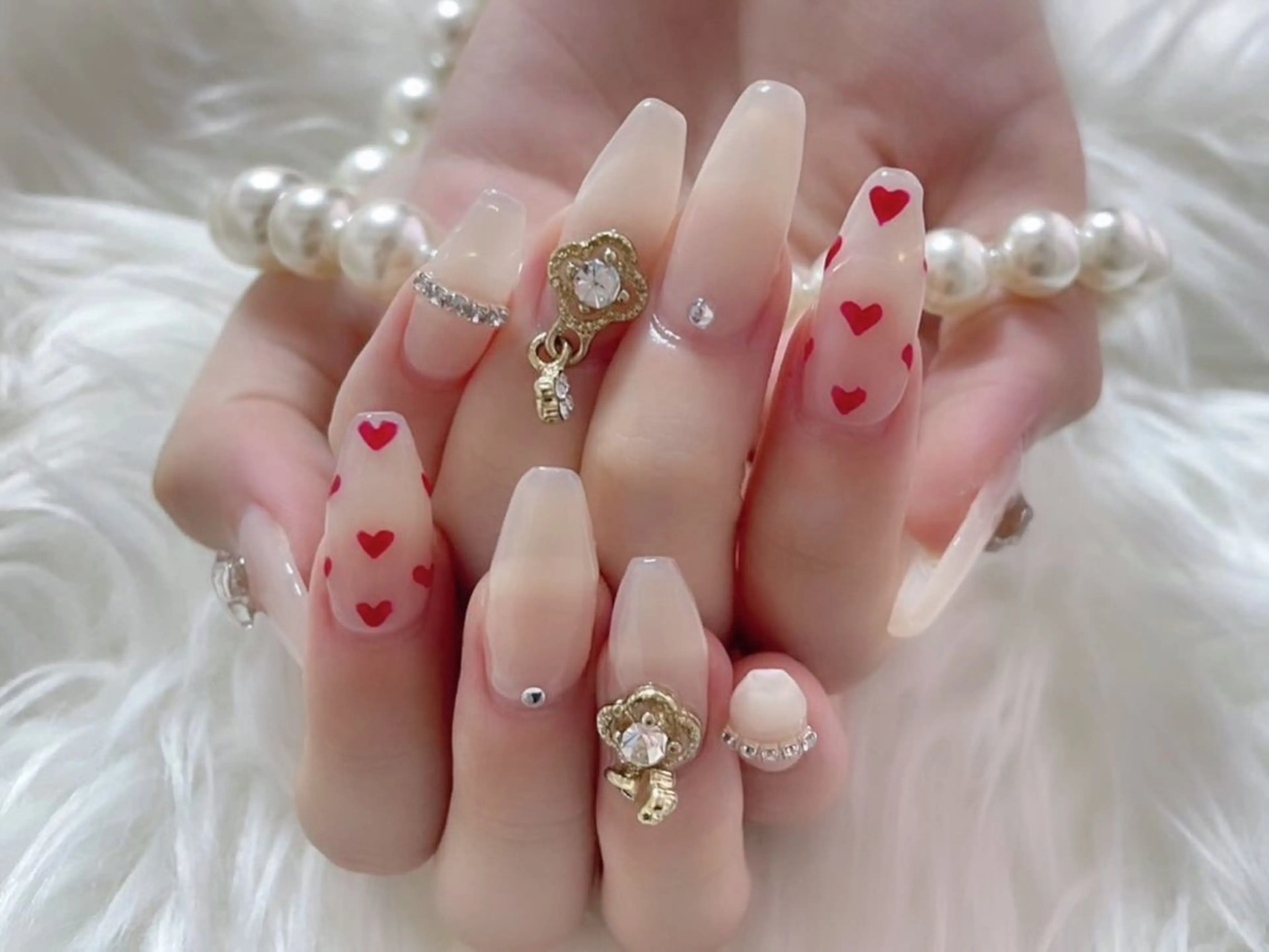 ネイル Hanaai Salon新宿店のネイルデザイン