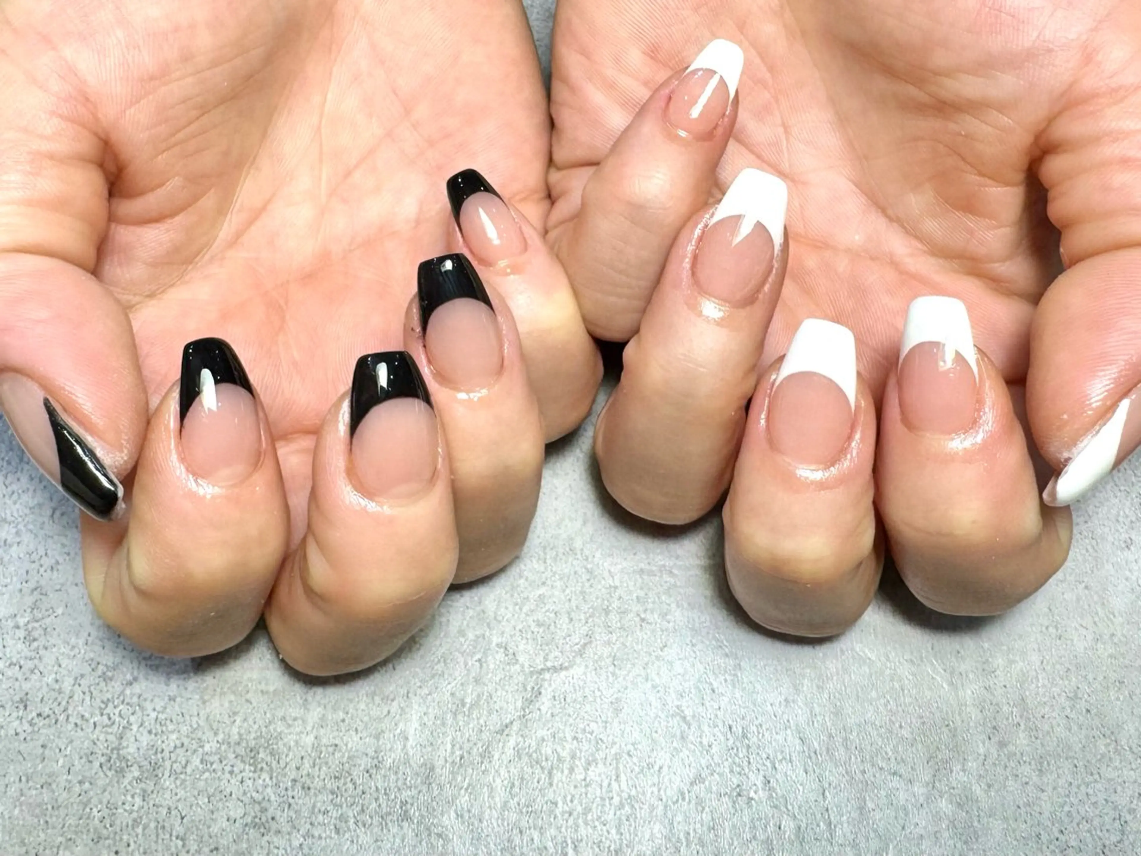 ネイル ホワイト MERKABA／ 坂本のネイルデザイン