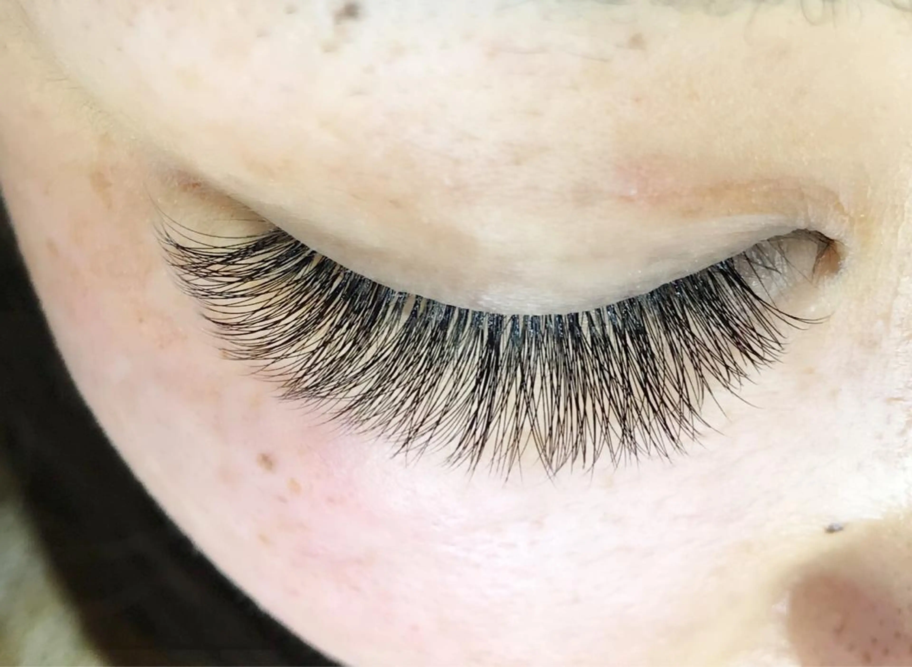 マツエク・マツパ ボリュームラッシュ 【iroka】 AYAKAのマツエク・マツパデザイン