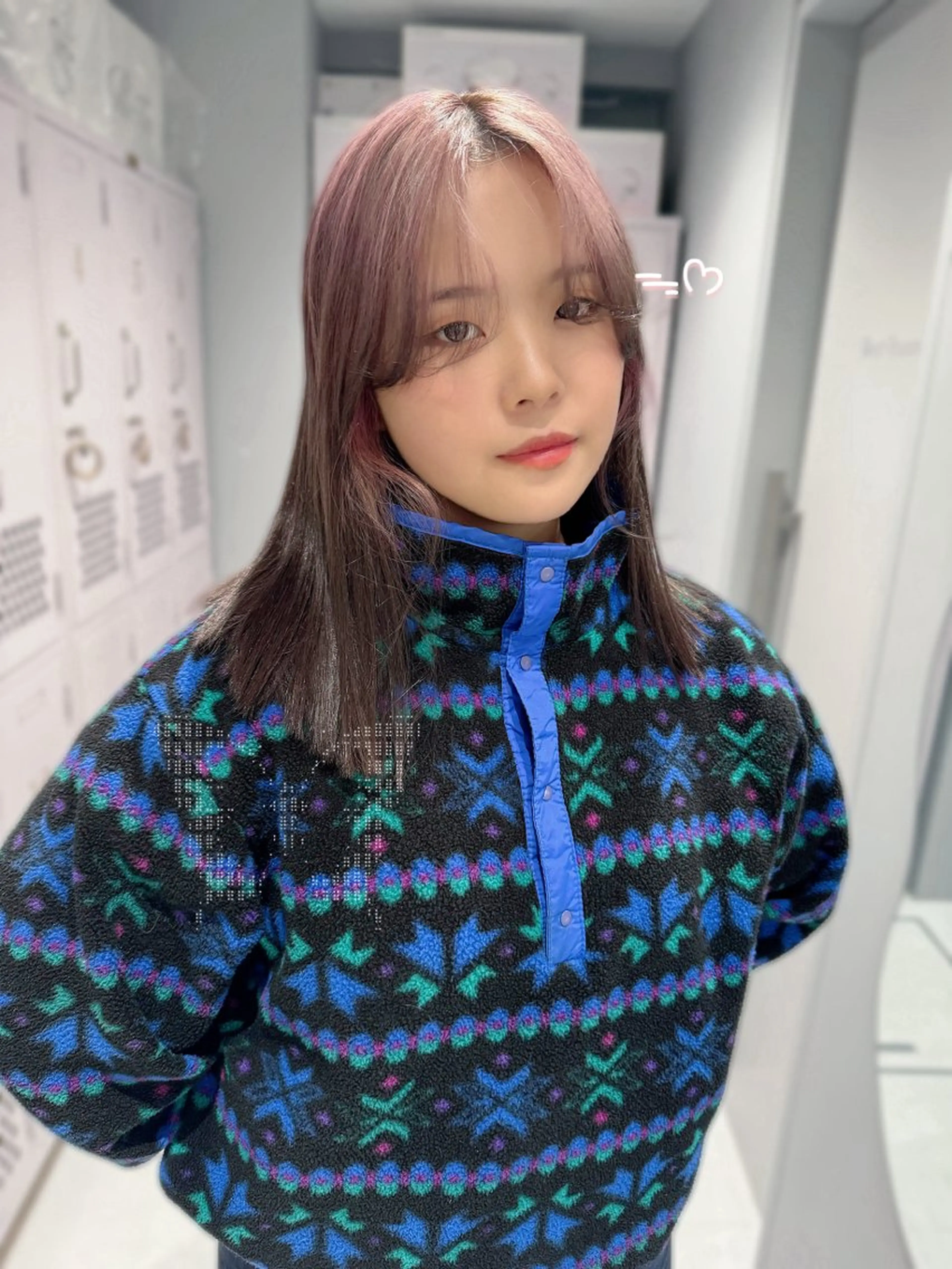 セミロング カラー 艶 ケアブリーチ 🎀🩵RISAのヘアスタイル