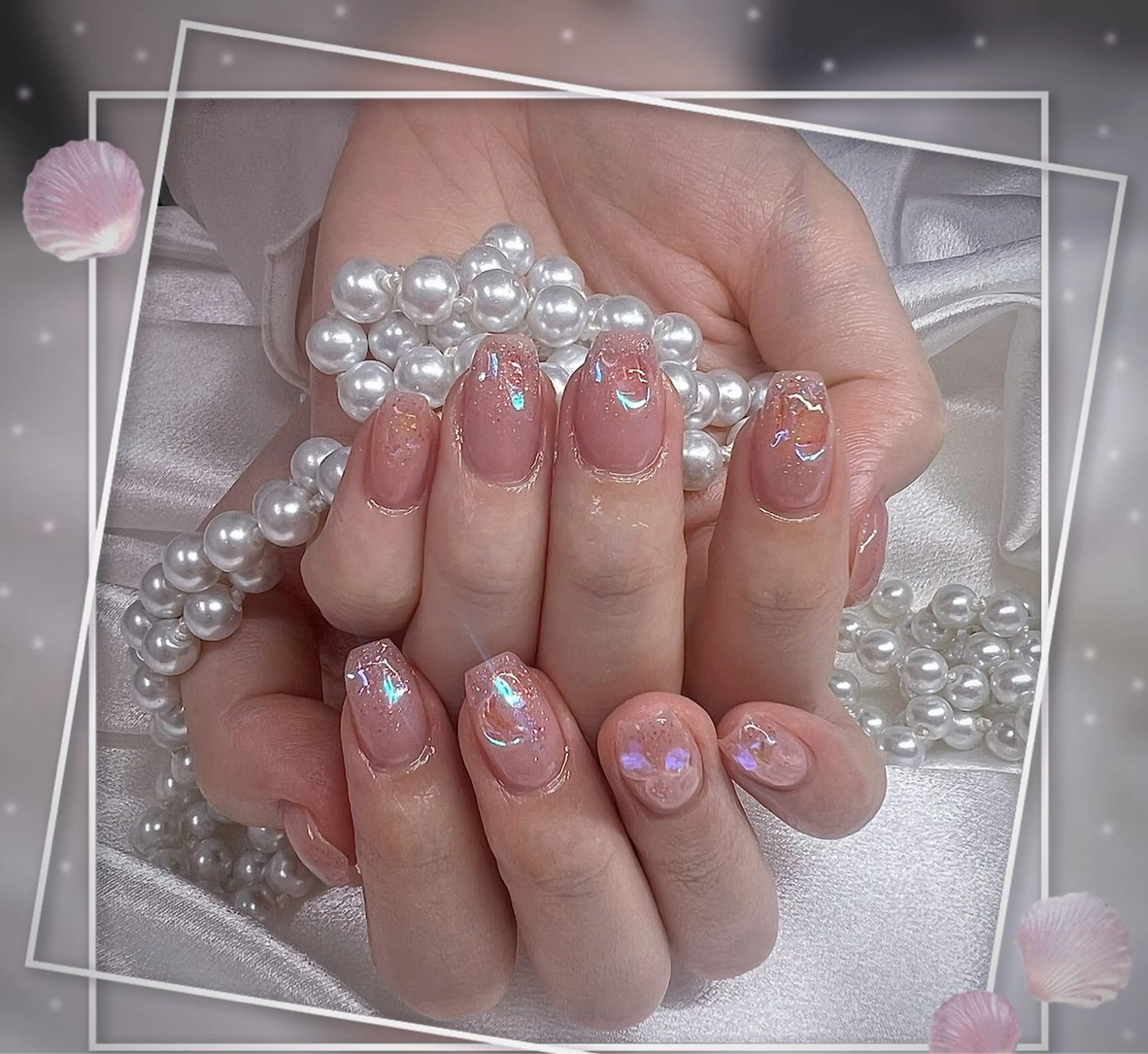 ネイル フレンチネイル グラデーション キラキラネイル 韓国ネイル マグネットネイル ハンドネイル Chill Nailsalonのネイルデザイン