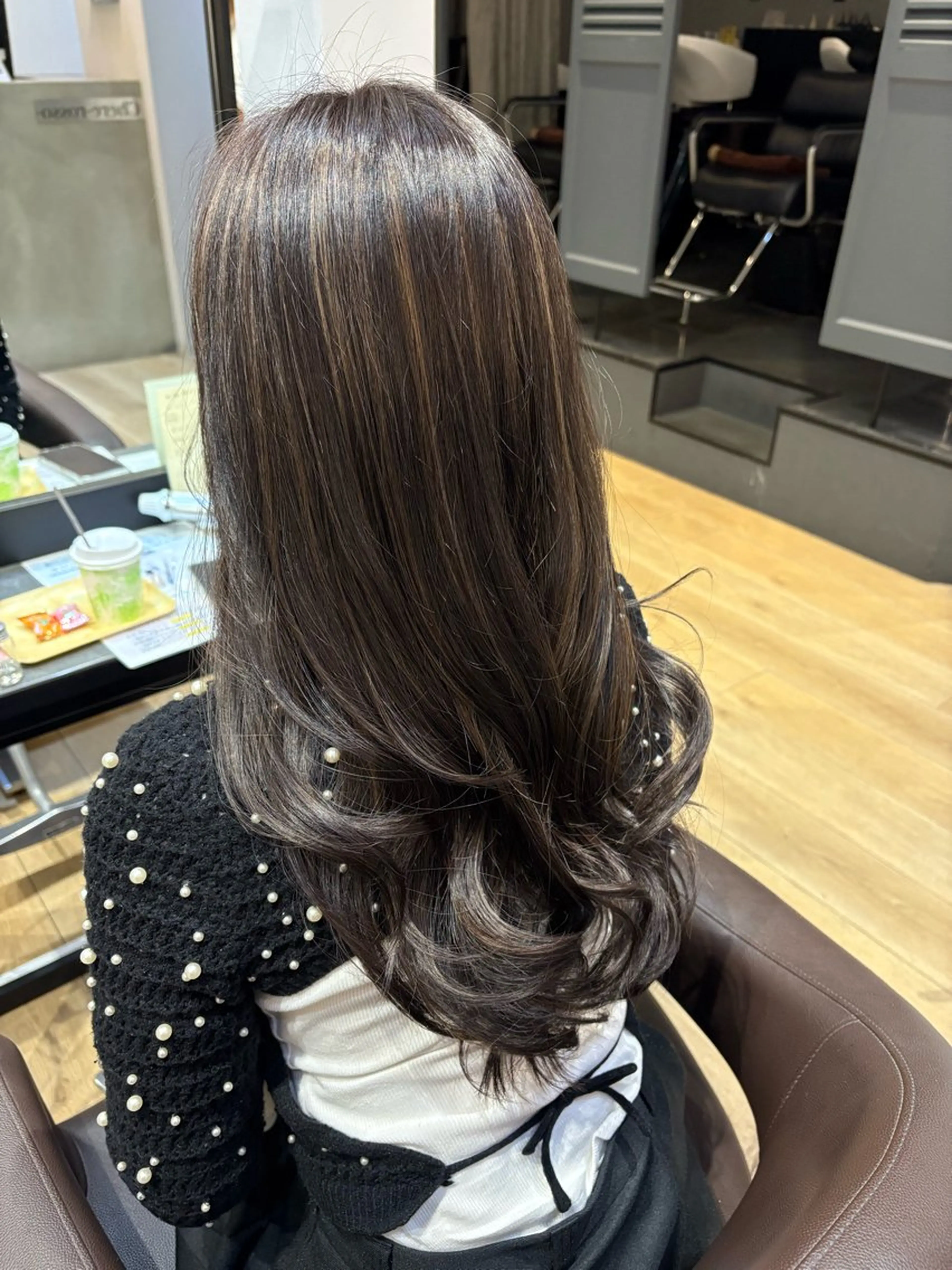 カラー 艶カラー/レイヤー /chere 金剛店のヘアスタイル