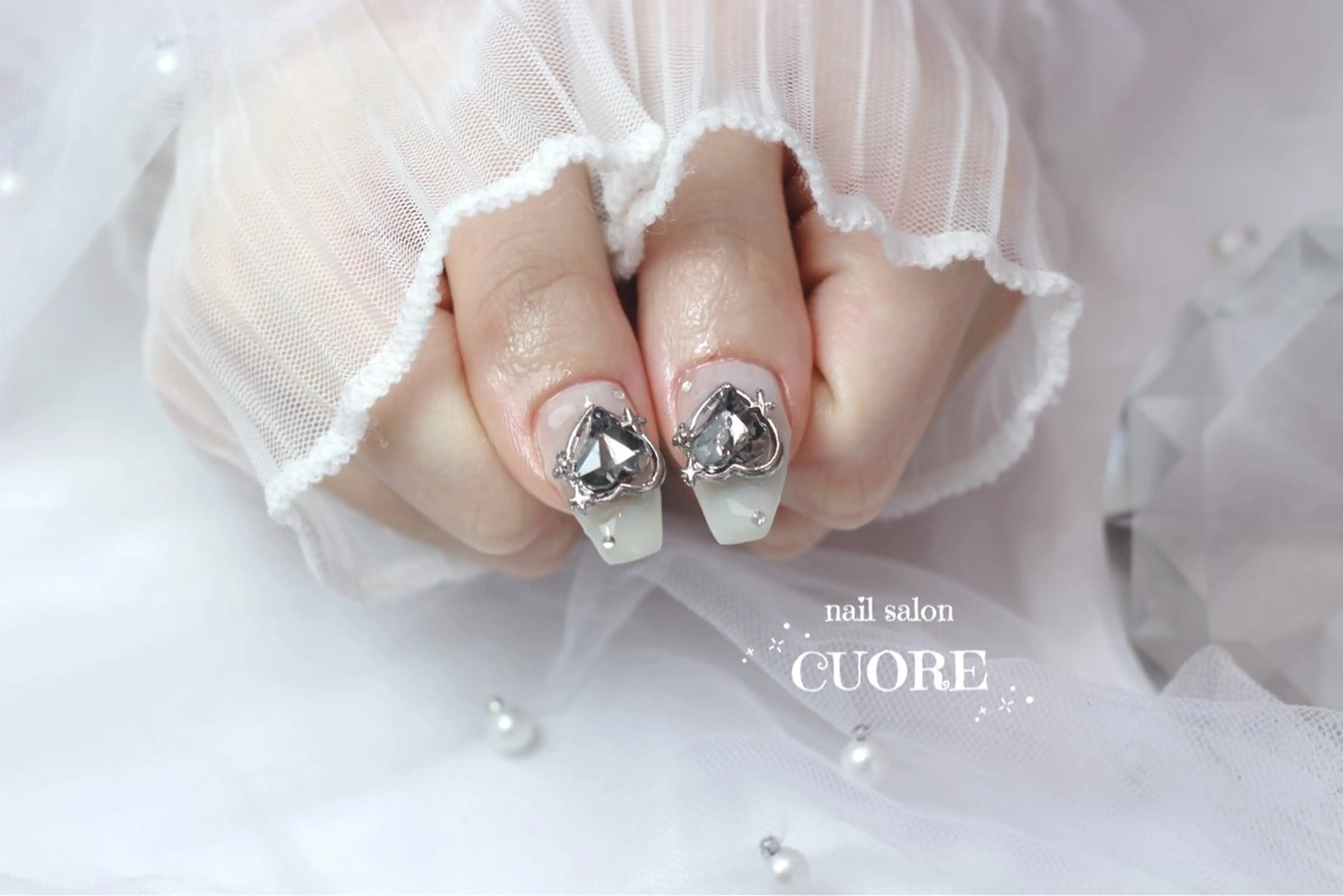 ネイル ブルー チークネイル ハート マグネットネイル 春ネイル ハンドネイル nail salon CUOREのネイルデザイン